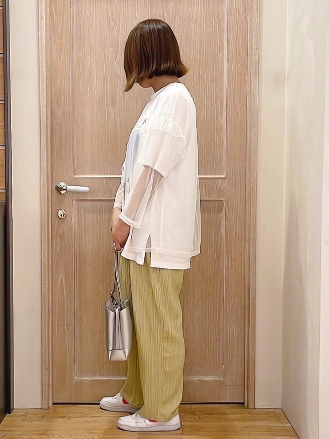 まりやんさんの「SHOO･LA･RUE｜」を使ったコーディネート