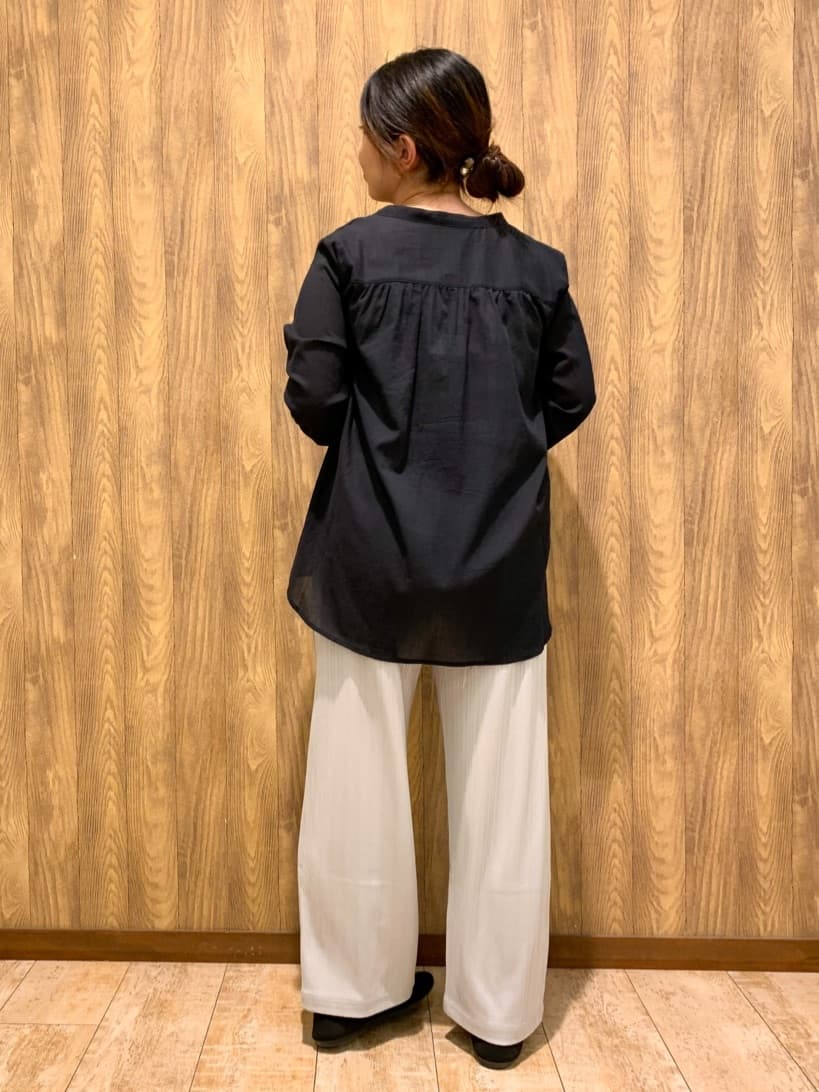 ｍｉｓａｋｉさんの「SHOO･LA･RUE｜」を使ったコーディネート