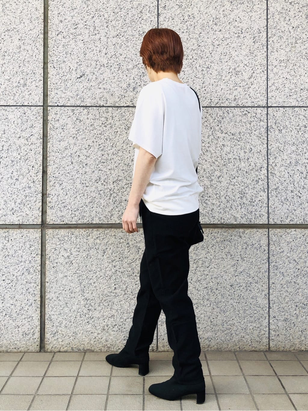ちばみさんの「SHOO･LA･RUE｜【SS-3L/無理せずスリム】 ぐんぐん伸びる イージーテーパードパンツ」を使ったコーディネート