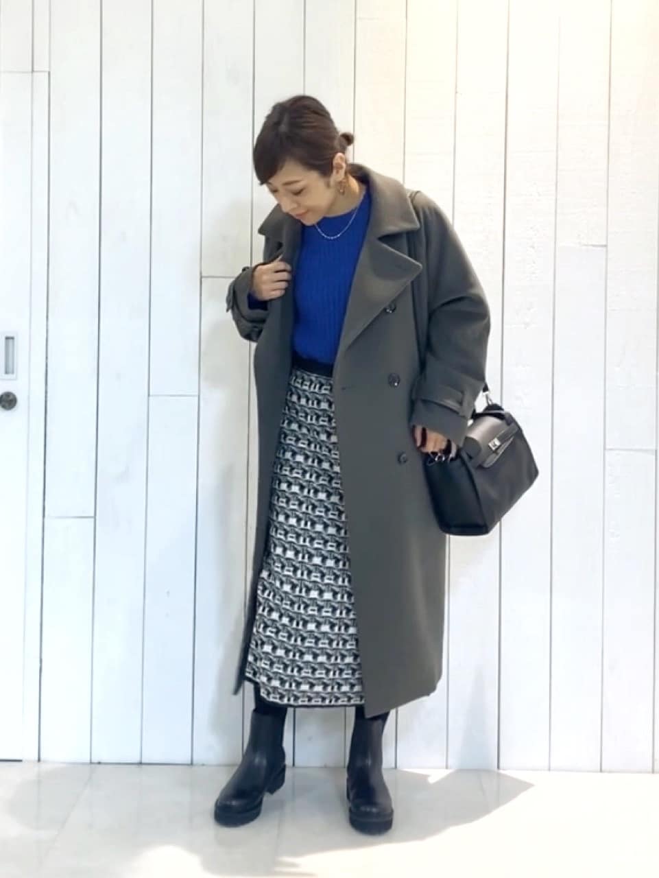 𝑹𝑶𝑴𝑰さんの「INDIVI｜」を使ったコーディネート
