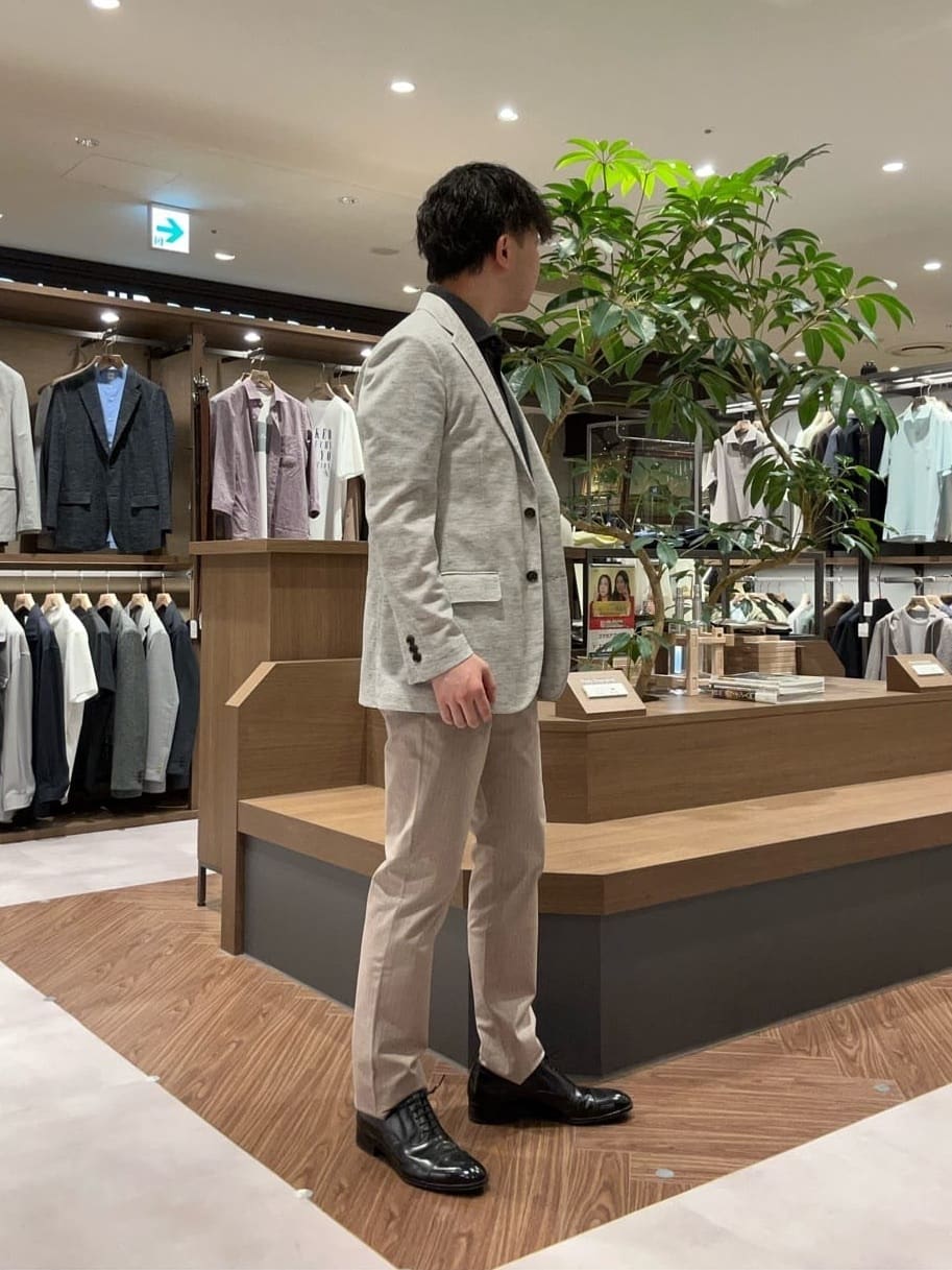 コウノ モトヤさんの「TAKEO KIKUCHI｜【尾州織】リネンブレンド メッシュ ジャケット」を使ったコーディネート