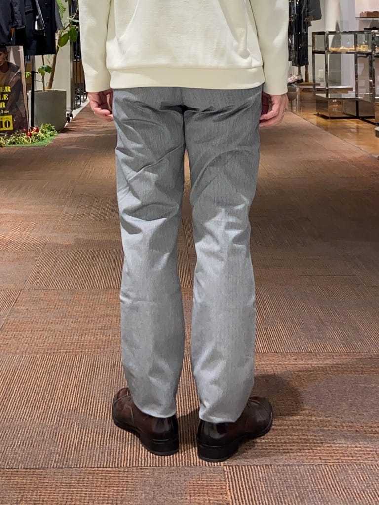 わいずみさんの「TAKEO KIKUCHI｜【全7サイズ&times;8色展開！】トップマルチヘリンボン パンツ」を使ったコーディネート