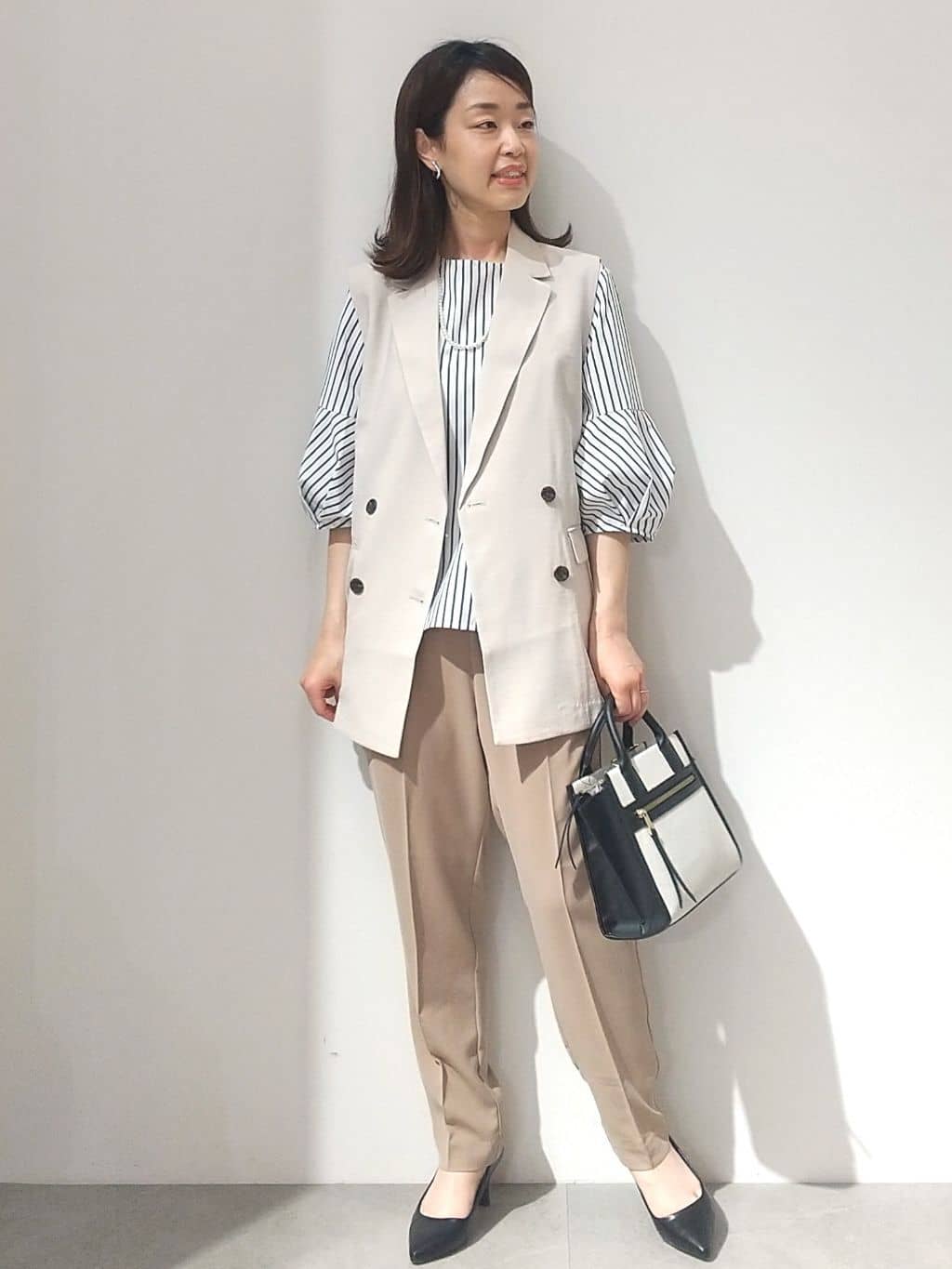 Matsuさんの「OPAQUE.CLIP｜【抗菌防臭加工/7cmヒール】ベーシックパンプス/通勤対応」を使ったコーディネート