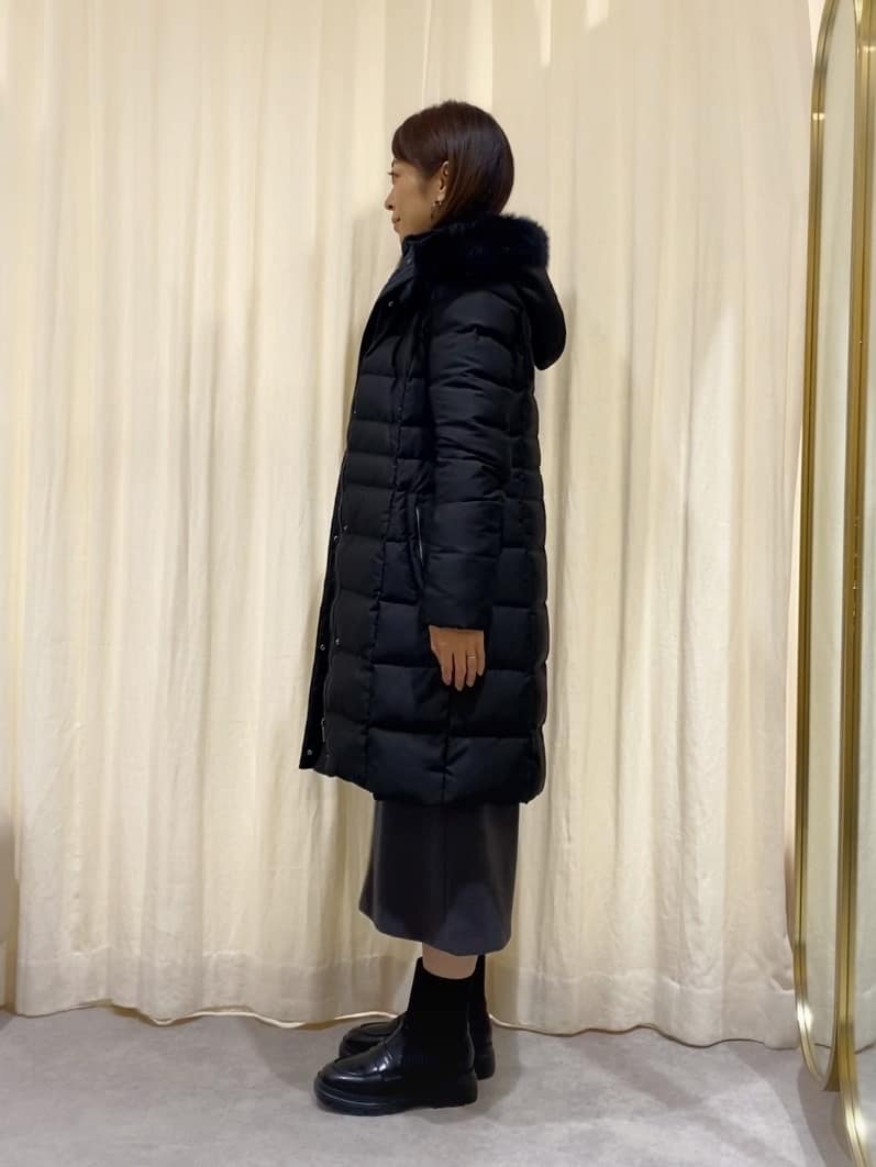 𝑹𝑶𝑴𝑰さんの「INDIVI｜」を使ったコーディネート
