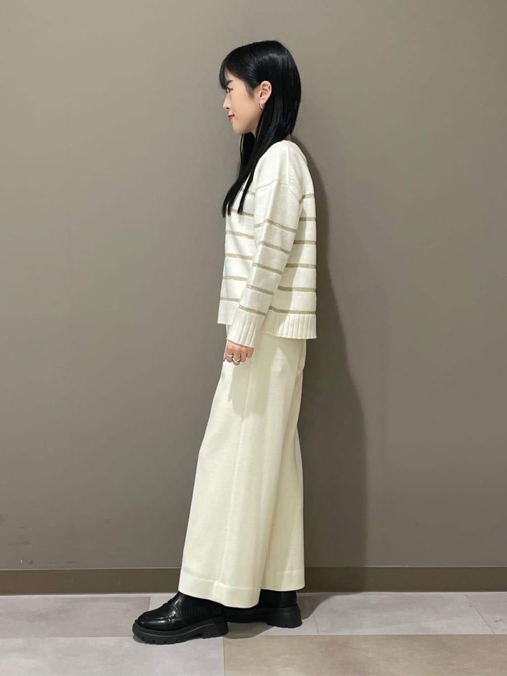 KEIKOさんの「INDIVI｜【定番人気！/名品コート/日本製】ウール100%チェスターコート」を使ったコーディネート