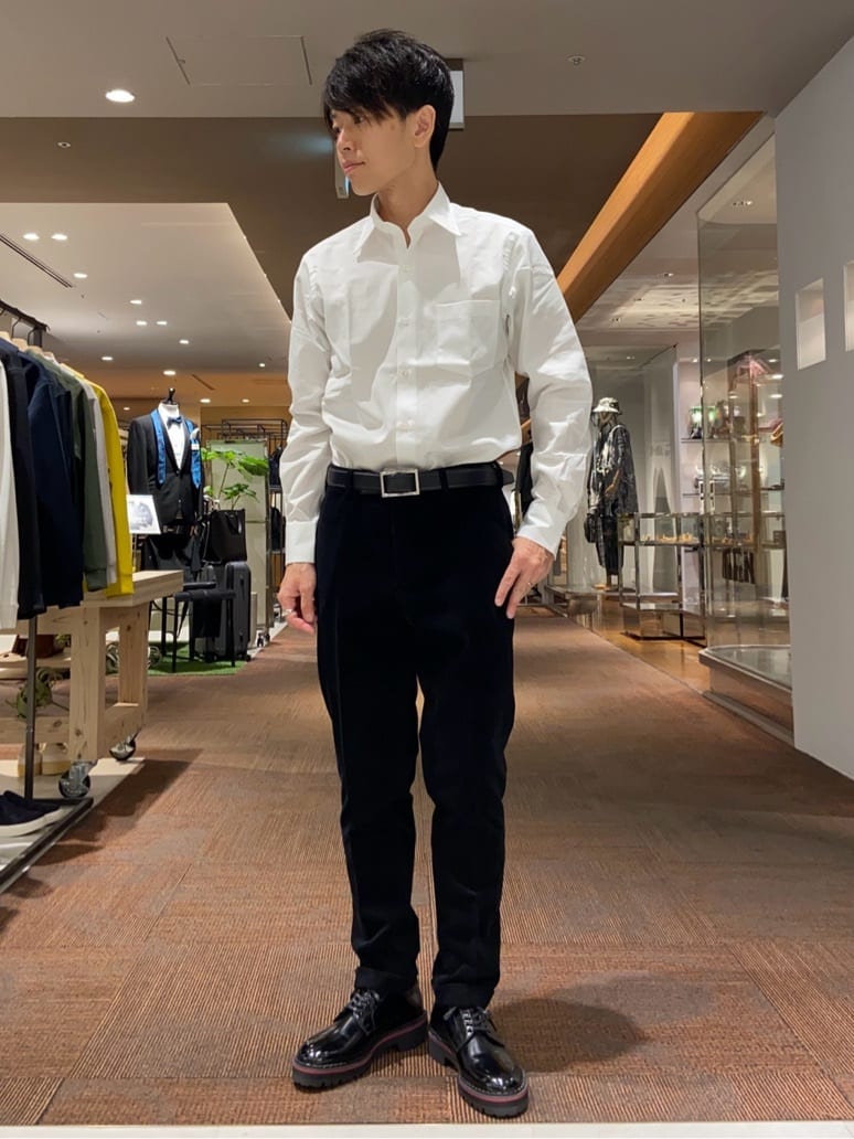 わいずみさんの「TAKEO KIKUCHI｜【Made in JAPAN】ブロード レギュラーカラー ドレスシャツ」を使ったコーディネート