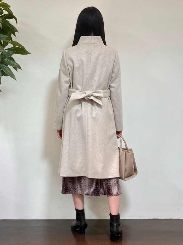 カレンさんの「UNTITLED｜【日本製／2WAY衿】スタンドカラー ロングコート」を使ったコーディネート