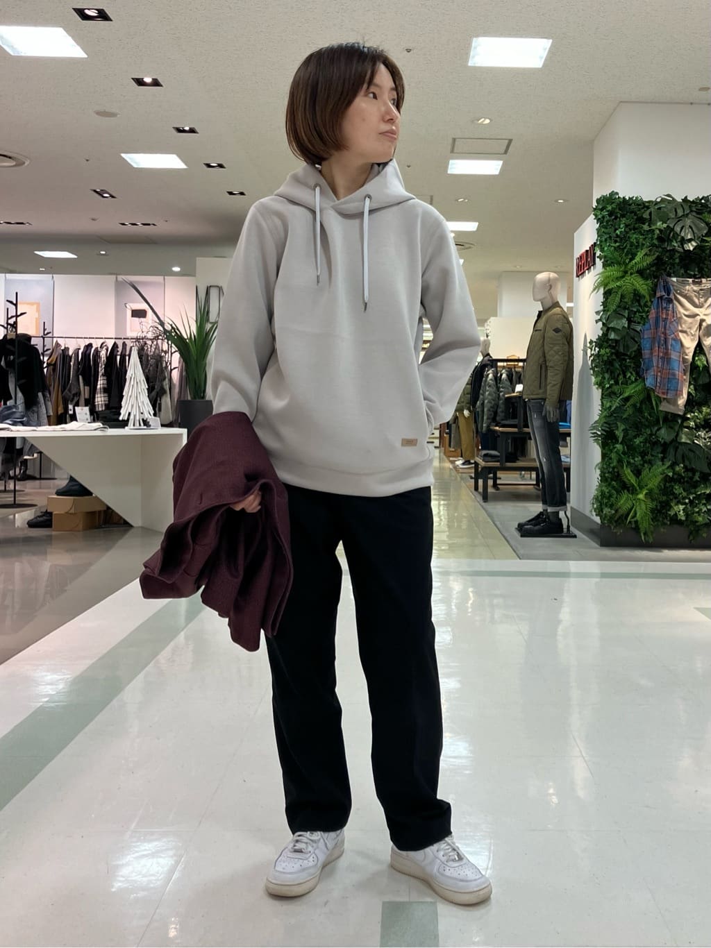 みかさんの「TAKEO KIKUCHI｜【DOWN FABRIC】ダウンファブリック スタンドカラーブルゾン」を使ったコーディネート