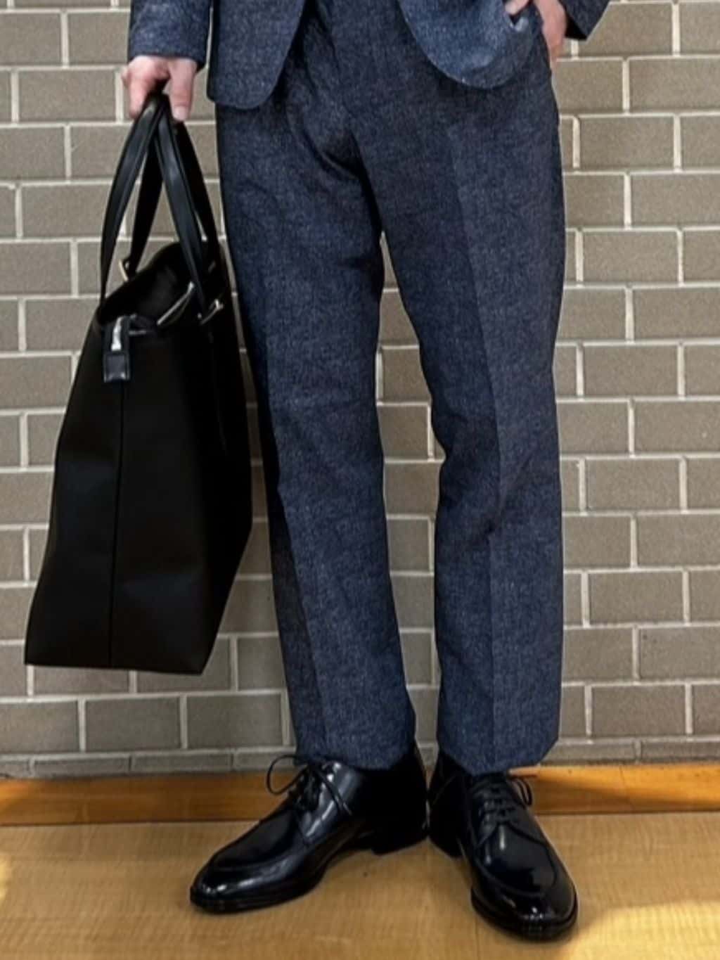 カニぞうさんの「TAKEO KIKUCHI｜【抗菌防臭】COOL DOTS（R）ドビープリント パンツ」を使ったコーディネート