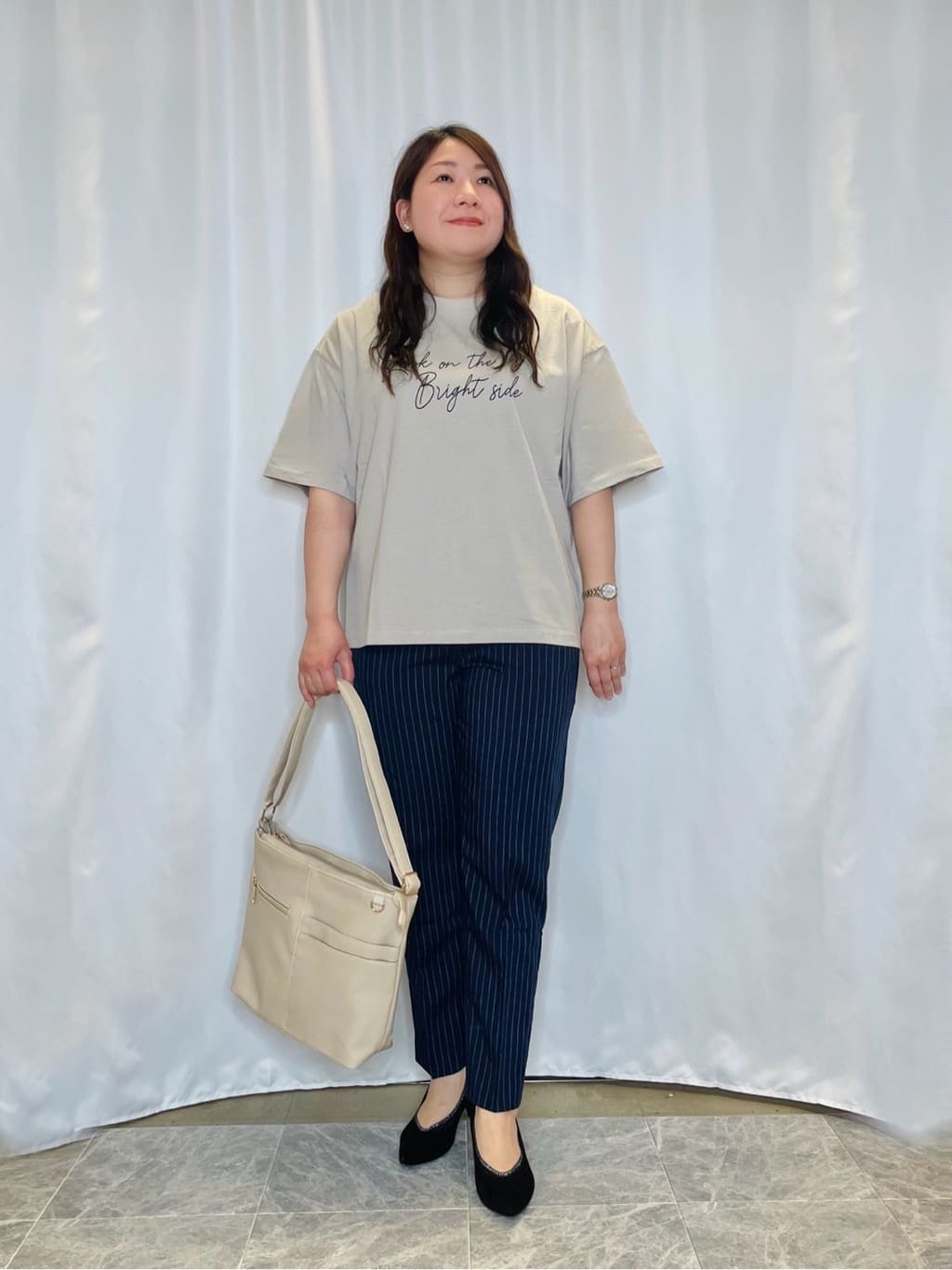 Ayaさんの「SHOO･LA･RUE｜【洗える/SS-3L】すっきりキレイにかっこよく 大人のテーパードパンツ」を使ったコーディネート
