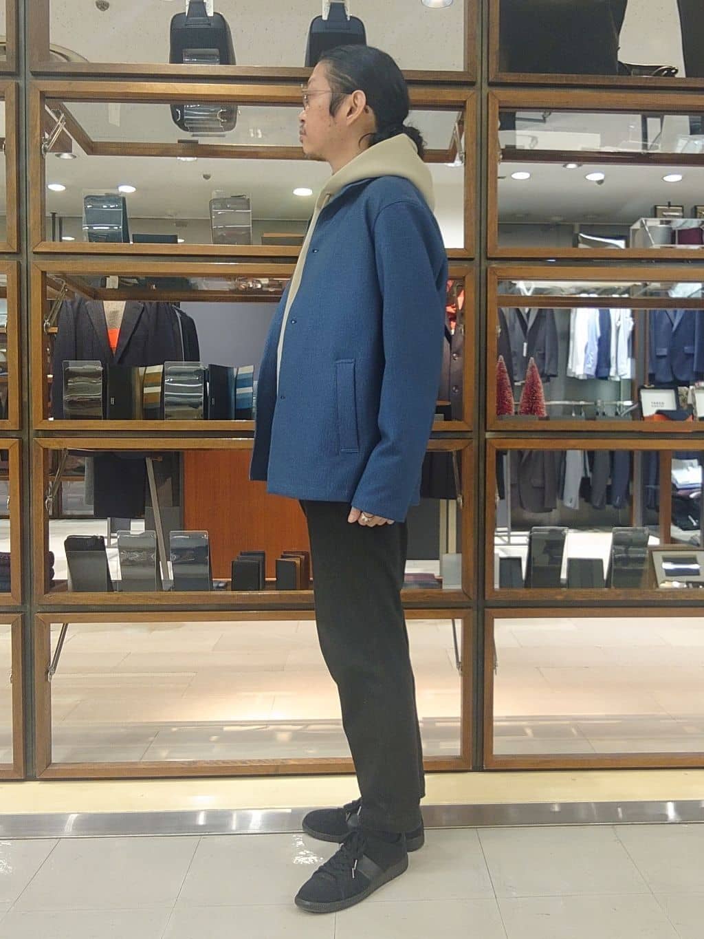かしげるさんの「TAKEO KIKUCHI｜【DOWN FABRIC】ダウンファブリック スタンドカラーブルゾン」を使ったコーディネート