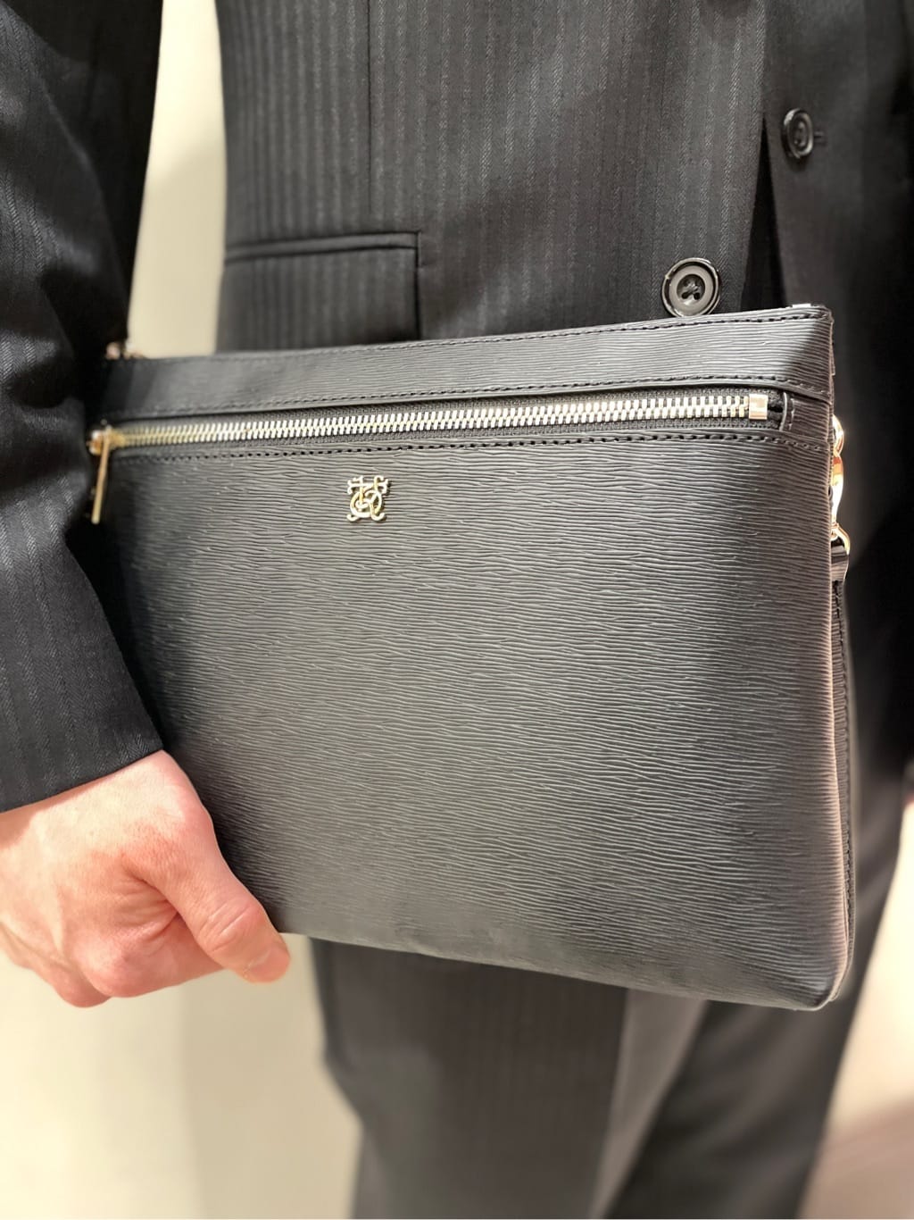 Tightさんの「TAKEO KIKUCHI｜【Made in JAPAN】矢絣（やがすり）シルクネクタイ」を使ったコーディネート
