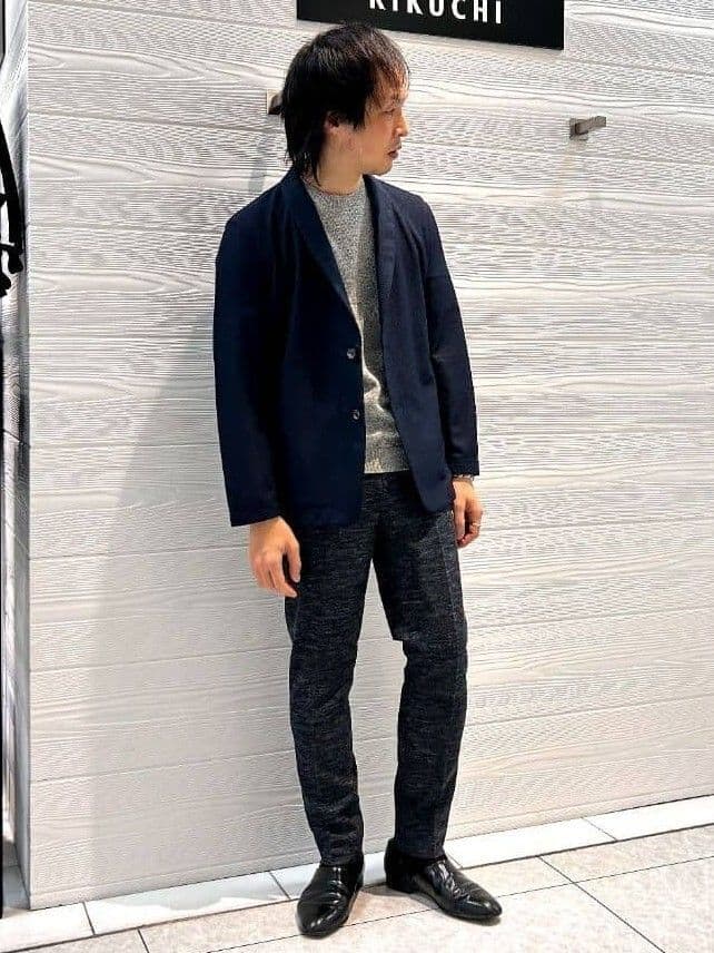 井出恭輔さんの「TAKEO KIKUCHI｜【尾州織】リネンブレンド メッシュパンツ」を使ったコーディネート