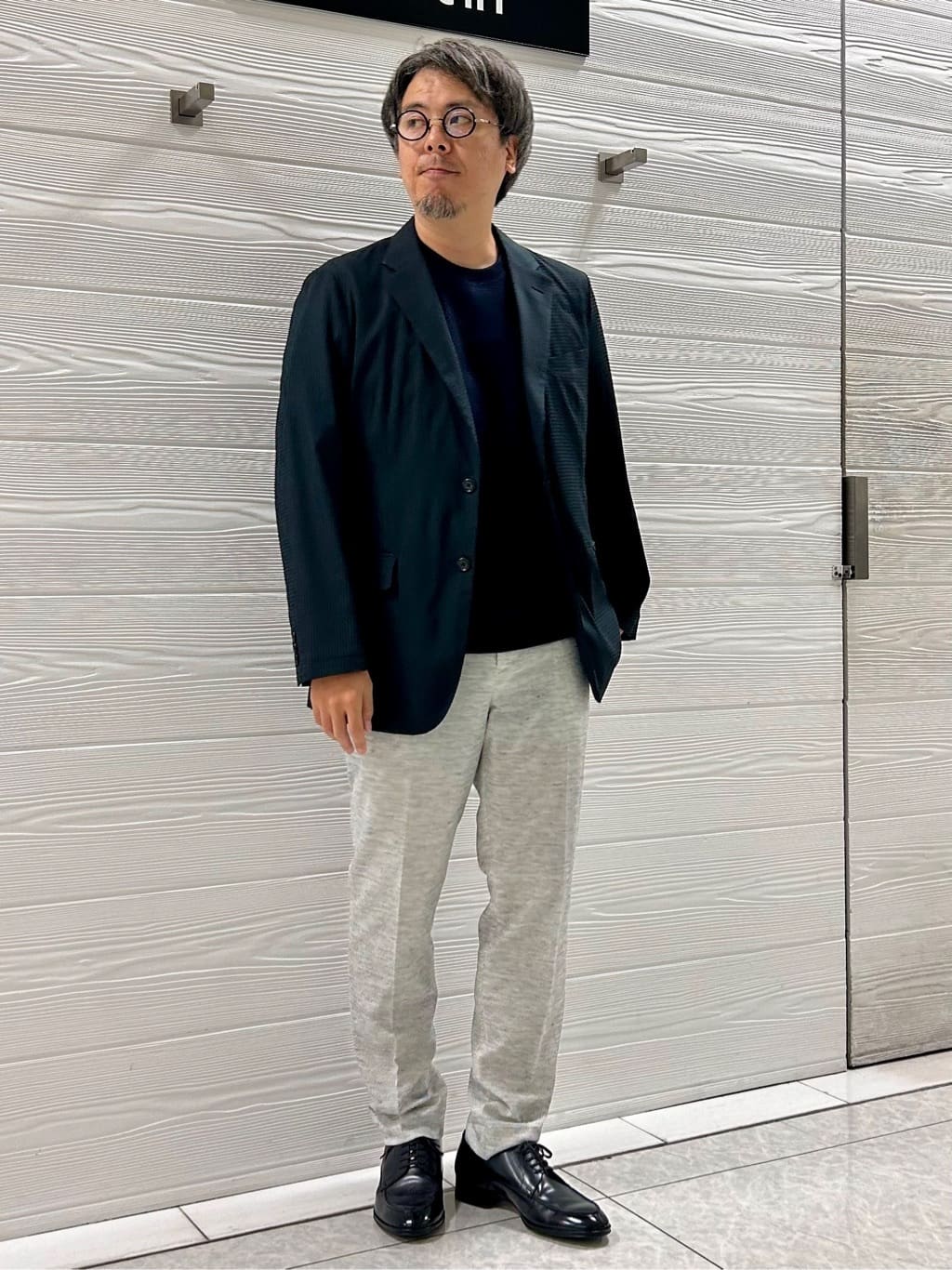 すーさんの「TAKEO KIKUCHI｜【尾州織】リネンブレンド メッシュパンツ」を使ったコーディネート