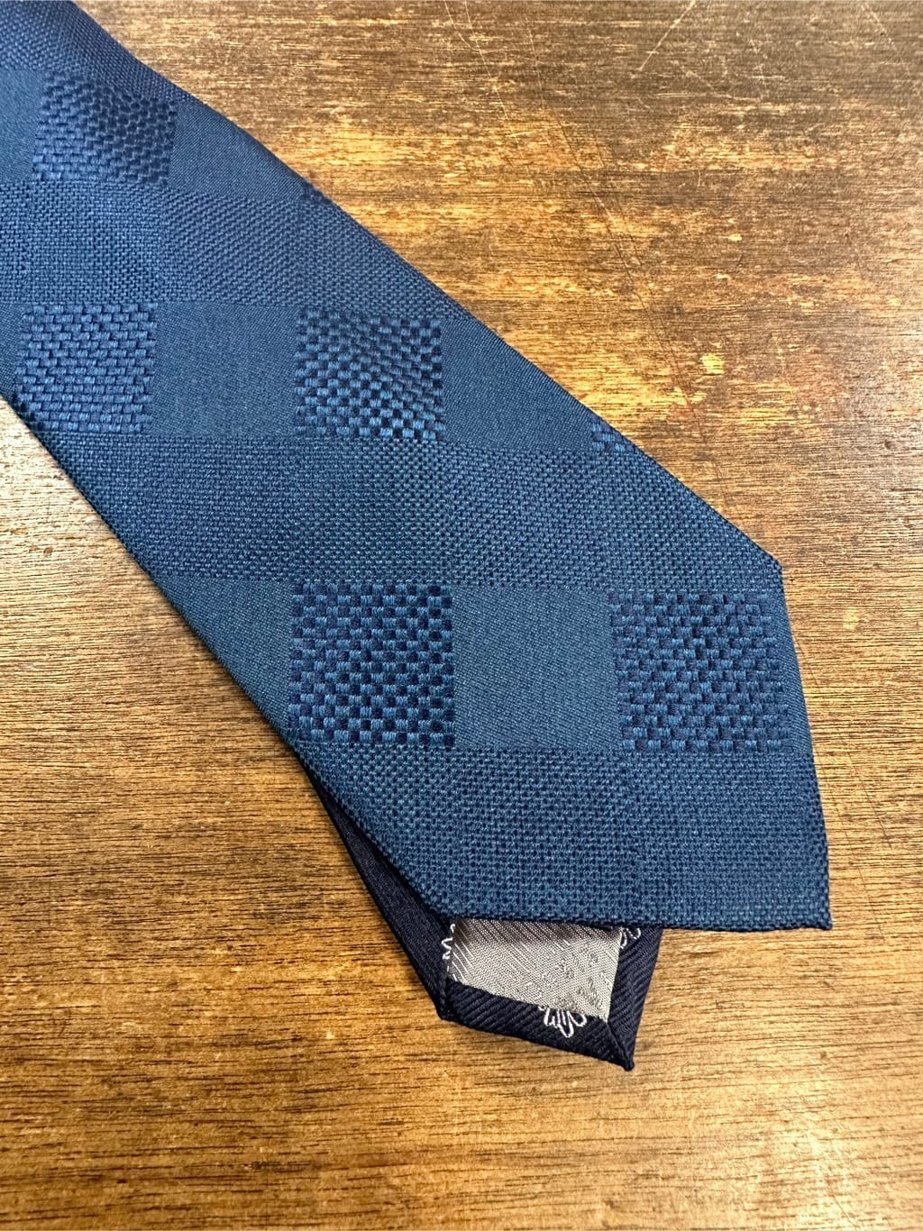 Uさんの「TAKEO KIKUCHI｜【Made in JAPAN】ブロード レギュラーカラー ドレスシャツ」を使ったコーディネート