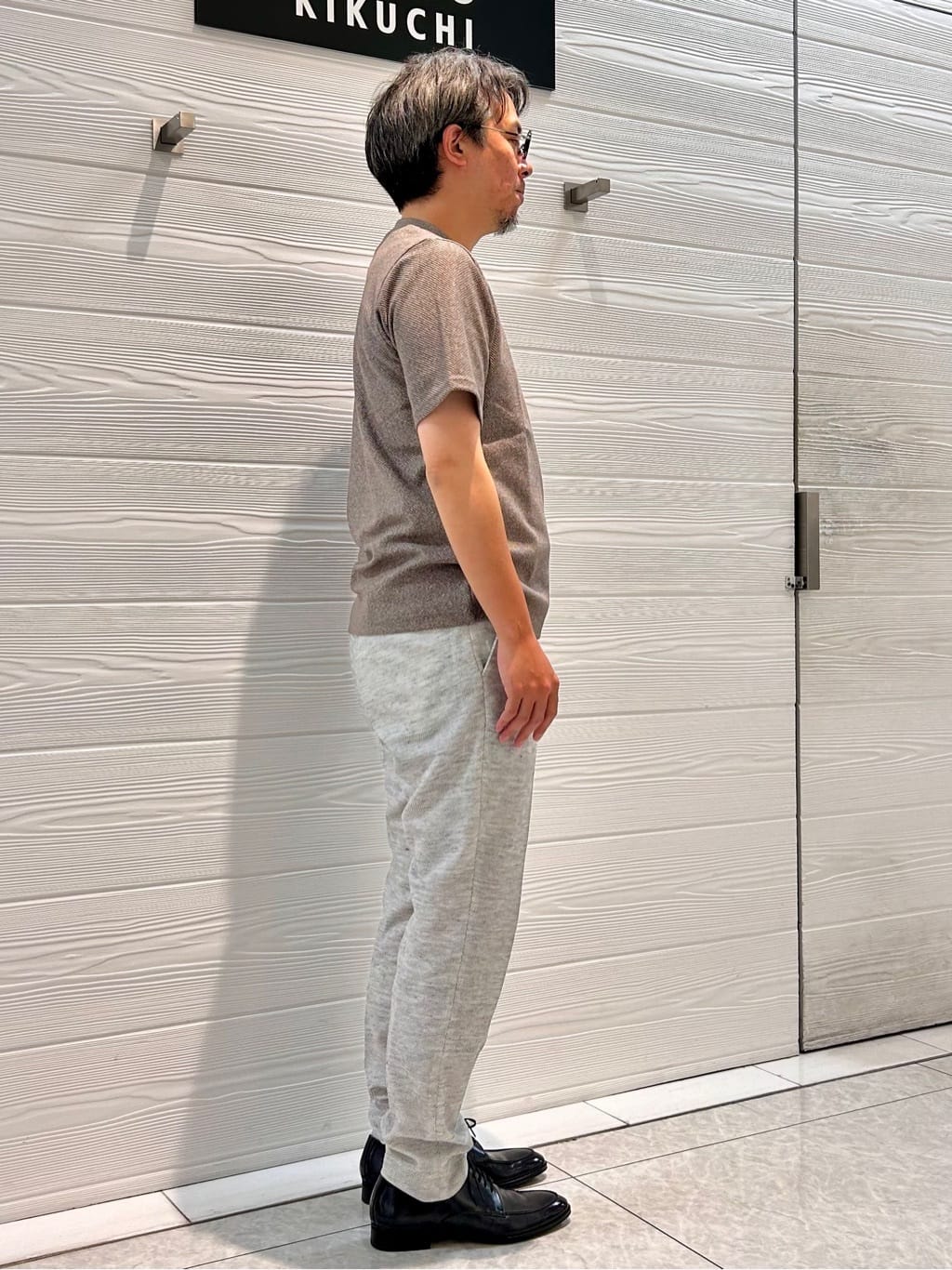 すーさんの「TAKEO KIKUCHI｜【尾州織】リネンブレンド メッシュパンツ」を使ったコーディネート