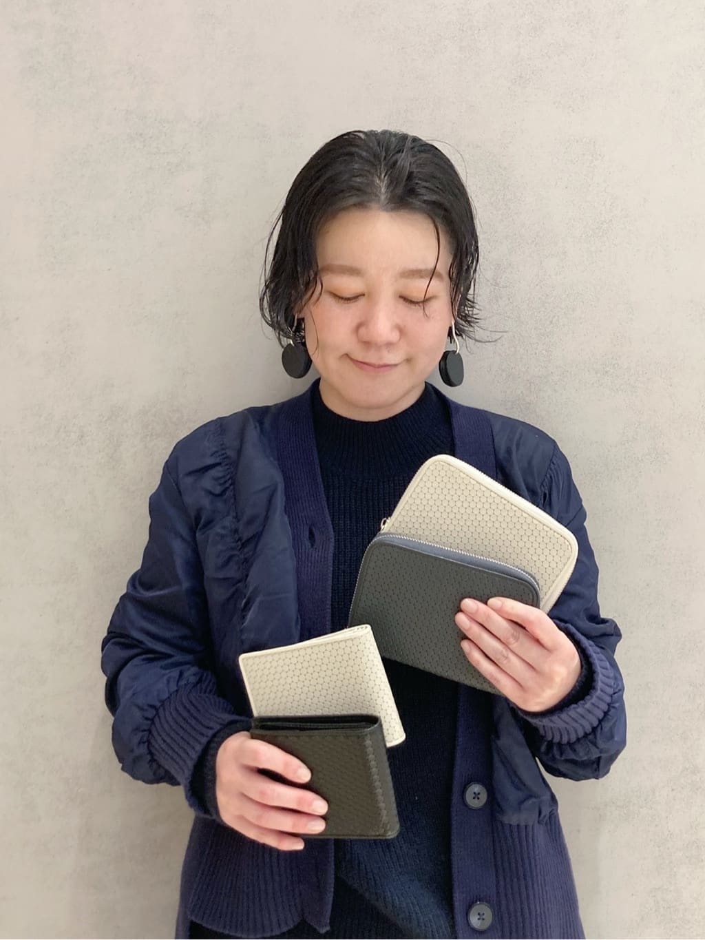 Cさんの「HIROKO HAYASHI｜CARDINALE（カルディナーレ）二つ折り財布」を使ったコーディネート