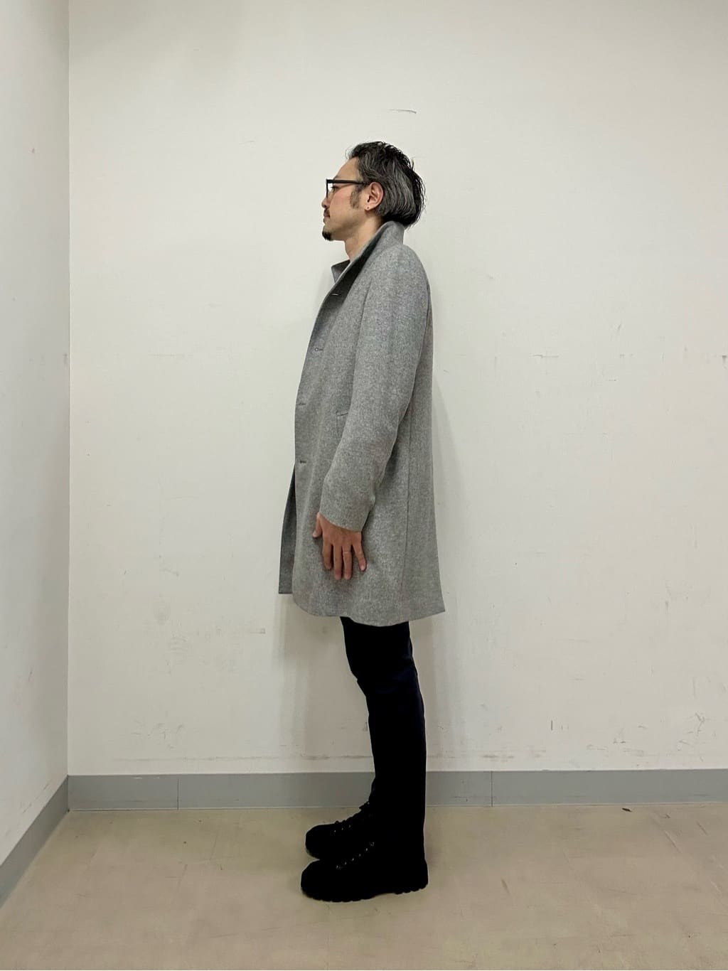 coheyさんの「TAKEO KIKUCHI｜【ウールカシミヤブレンド】ビーバー調 スタンドカラー コート」を使ったコーディネート