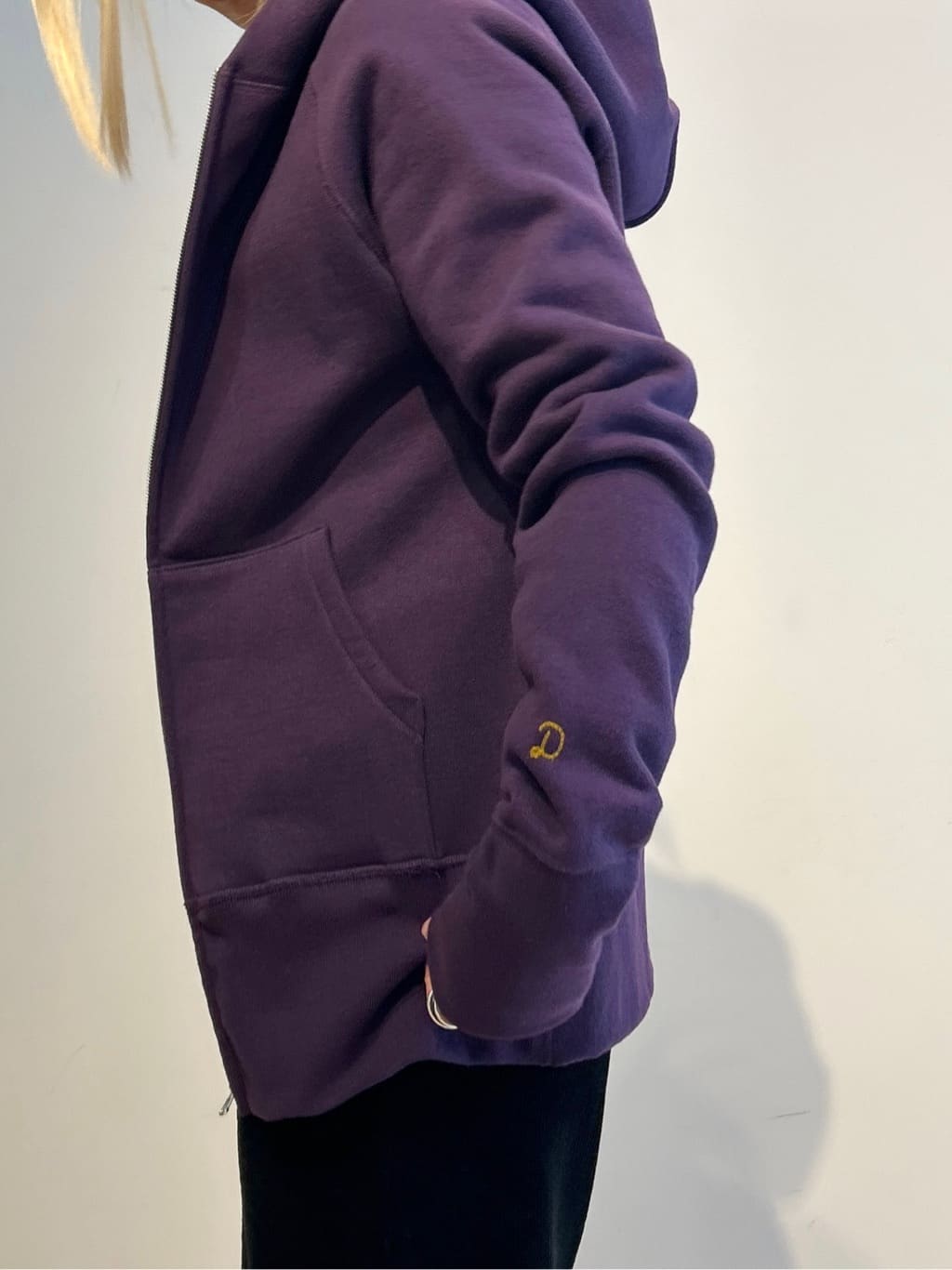 SHIORIさんの「DRESSTERIOR｜【ベストセラー】デキシー吊裏毛ジップアップパーカ」を使ったコーディネート