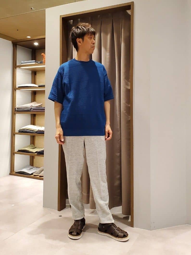 ishidaさんの「TAKEO KIKUCHI｜【尾州織】リネンブレンド メッシュパンツ」を使ったコーディネート