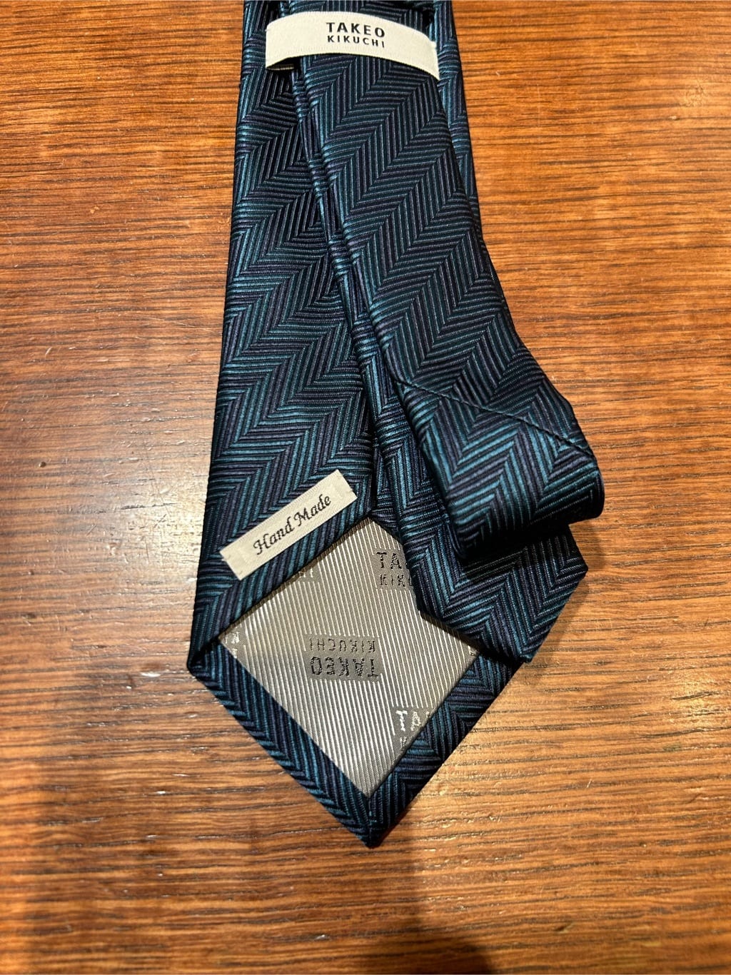 coheyさんの「TAKEO KIKUCHI｜【Made in JAPAN】矢絣（やがすり）シルクネクタイ」を使ったコーディネート