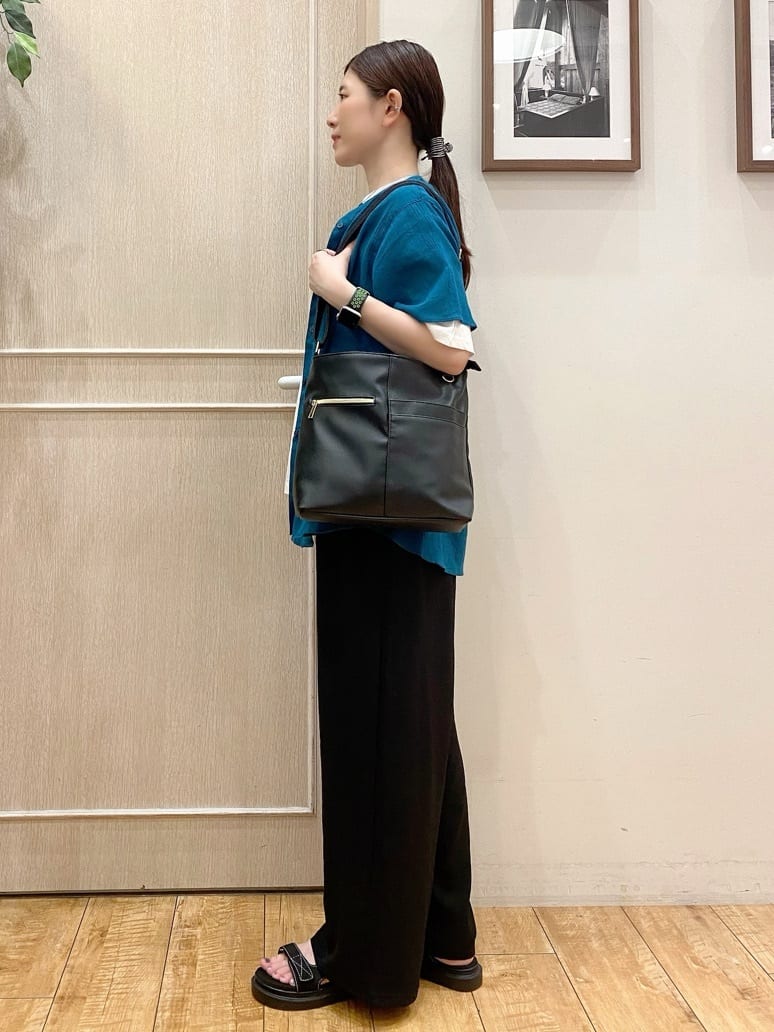 みぞさんさんの「SHOO･LA･RUE｜」を使ったコーディネート