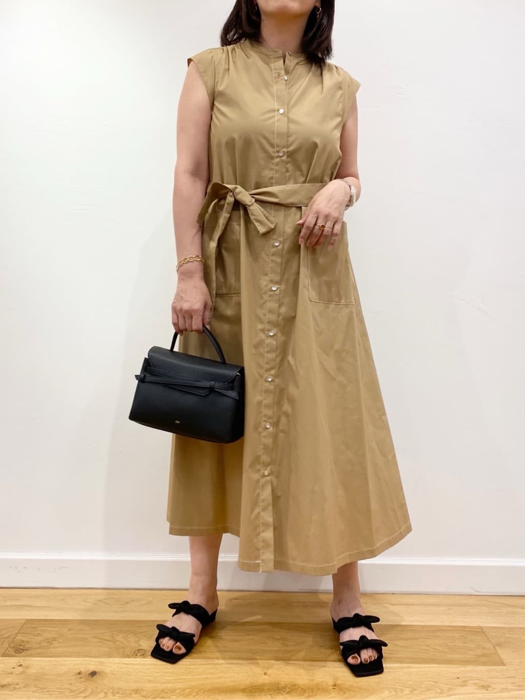 Sawaguchiさんの「DRESSTERIOR｜チェーンブレスレット」を使ったコーディネート