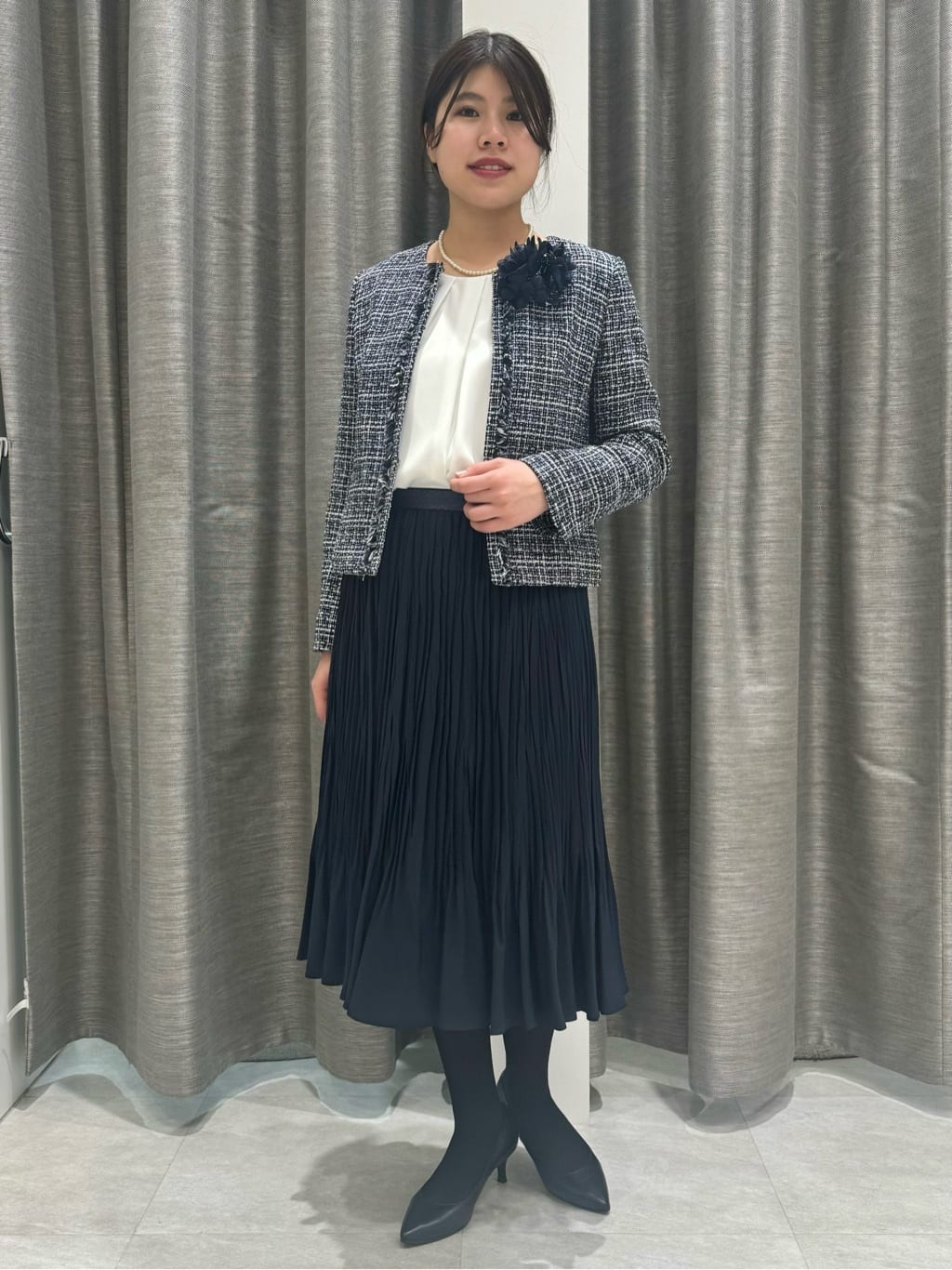nanaさんの「UNTITLED｜【追加/日本製】ブーケフラワーコサージュ」を使ったコーディネート