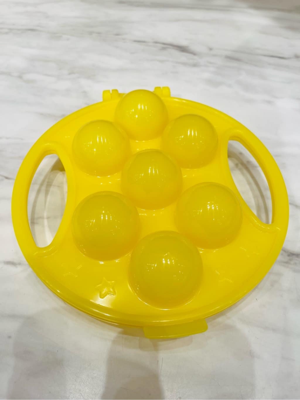 トミーさんの「212 KITCHEN STORE｜とびだせ! おにぎり」を使ったコーディネート