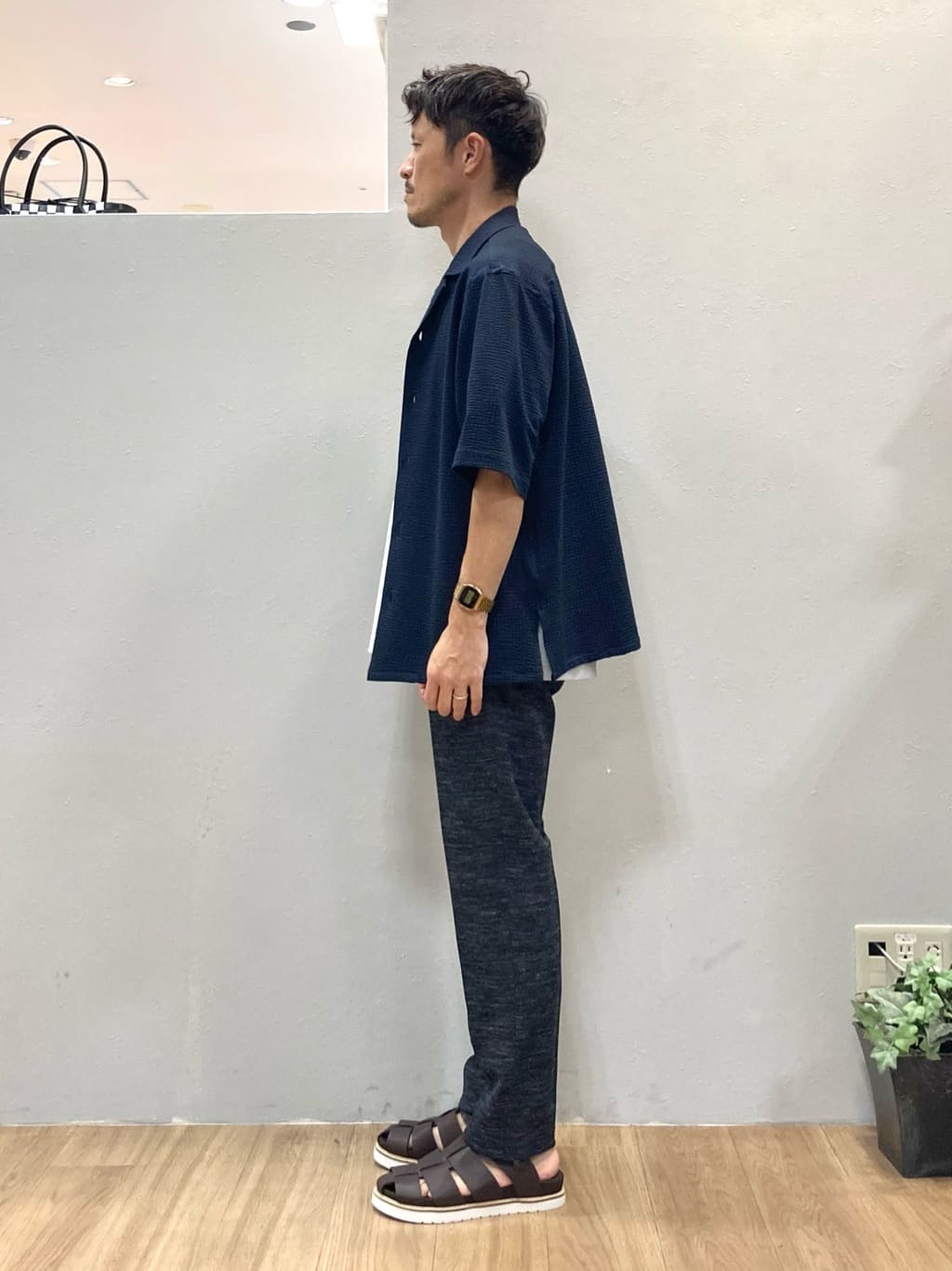 シュンさんの「TAKEO KIKUCHI｜【尾州織】リネンブレンド メッシュパンツ」を使ったコーディネート