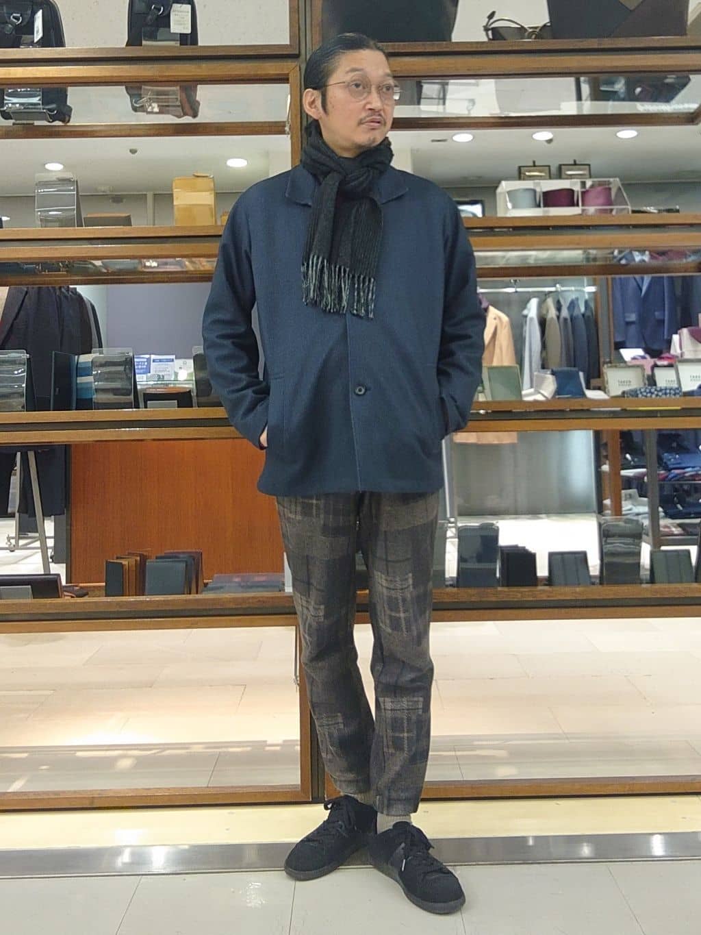 かしげるさんの「TAKEO KIKUCHI｜【DOWN FABRIC】ダウンファブリック スタンドカラーブルゾン」を使ったコーディネート