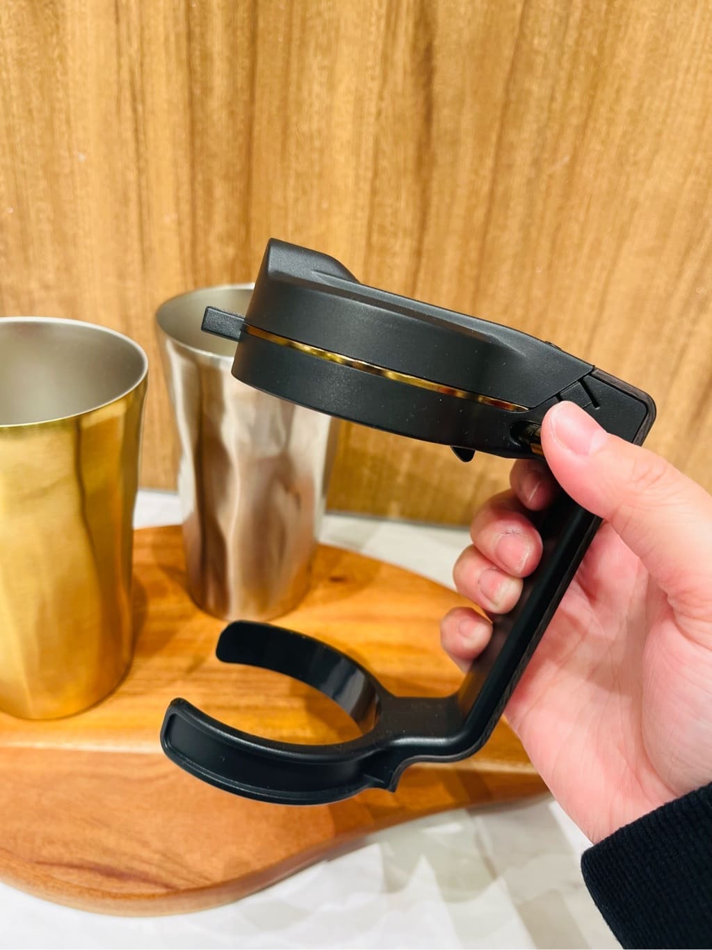 トミーさんの「212 KITCHEN STORE｜ハンディビールサーバー ブラック <GREENHOUSE グリーンハウス>」を使ったコーディネート