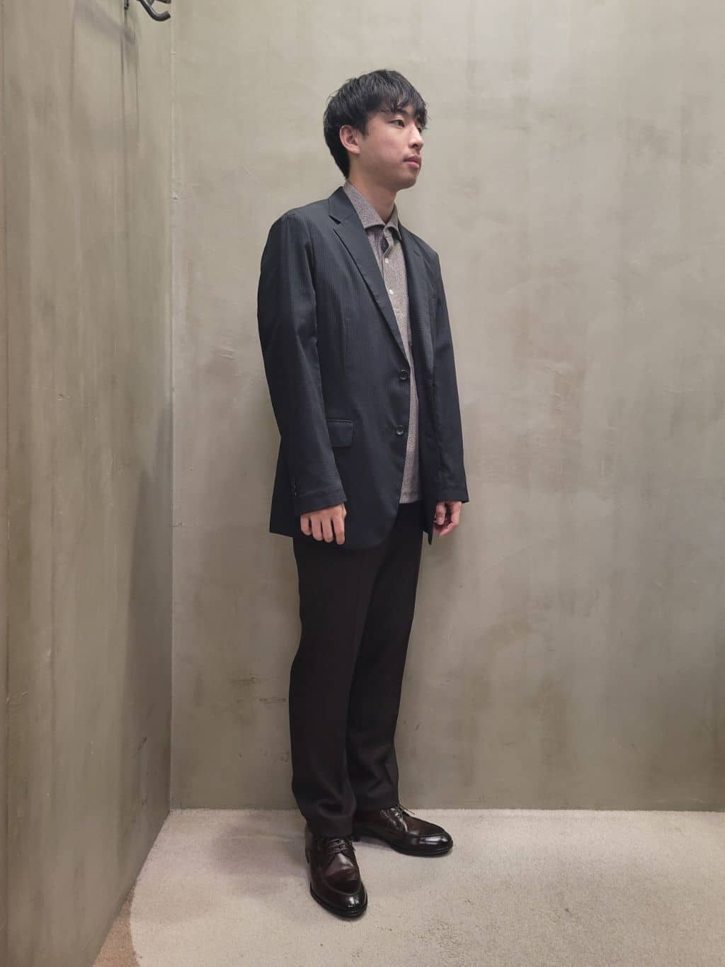 白木駆さんの「TAKEO KIKUCHI｜日本製 Uチップ ドレスシューズ」を使ったコーディネート