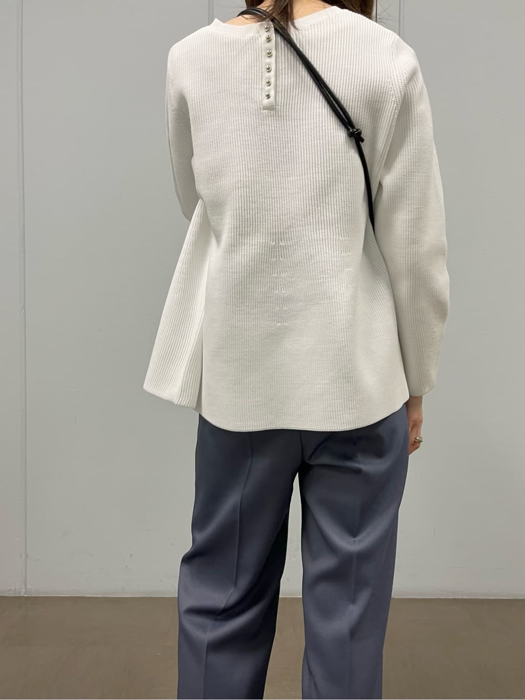 shokoさんの「INDIVI｜【定番人気！/名品コート/日本製】ウール100%チェスターコート」を使ったコーディネート