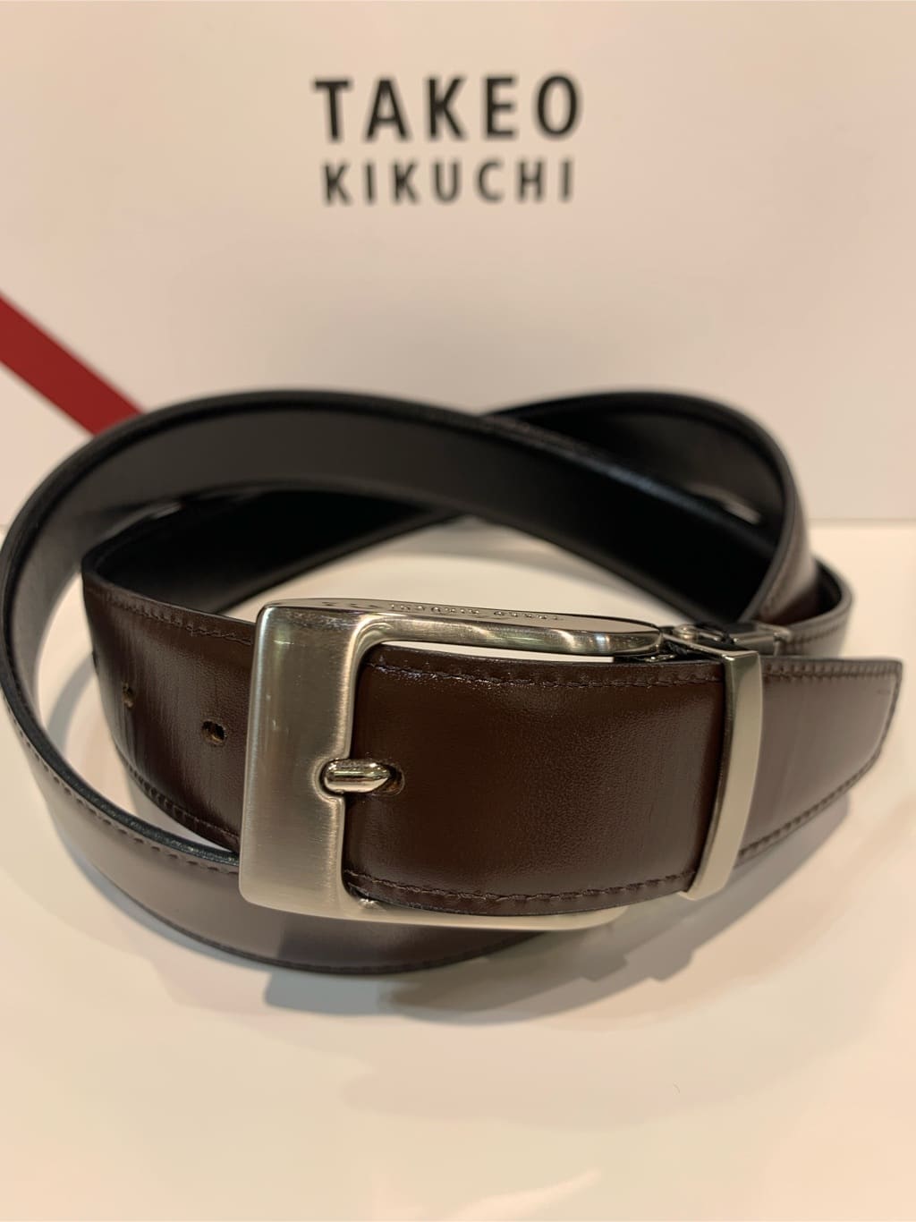 木村剛さんの「TAKEO KIKUCHI｜【リバーシブル/Made in JAPAN】レザー ドレスベルト」を使ったコーディネート