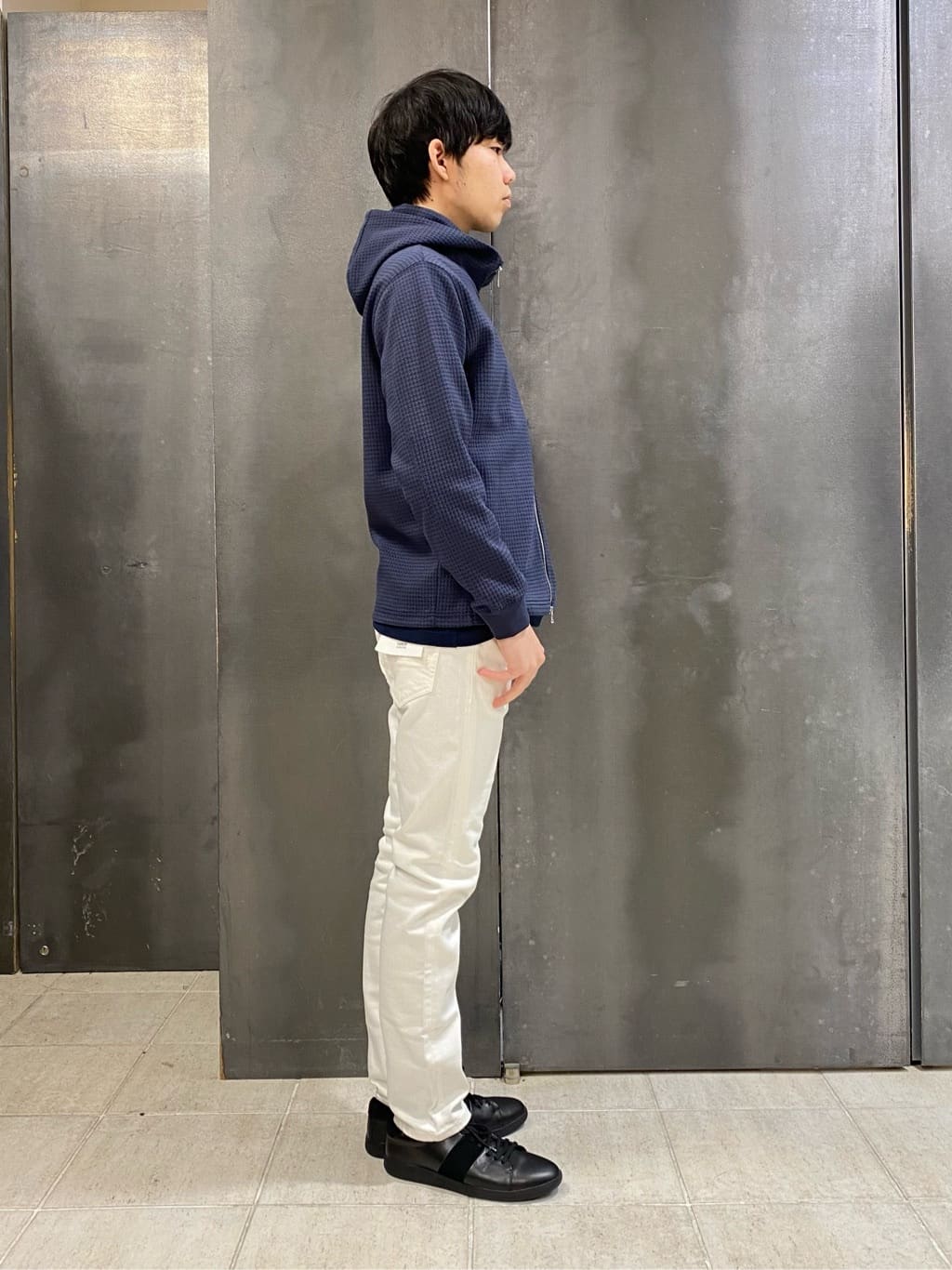 shoumaさんの「TAKEO KIKUCHI｜【Sサイズ～】ストレッチ デニム パンツ」を使ったコーディネート