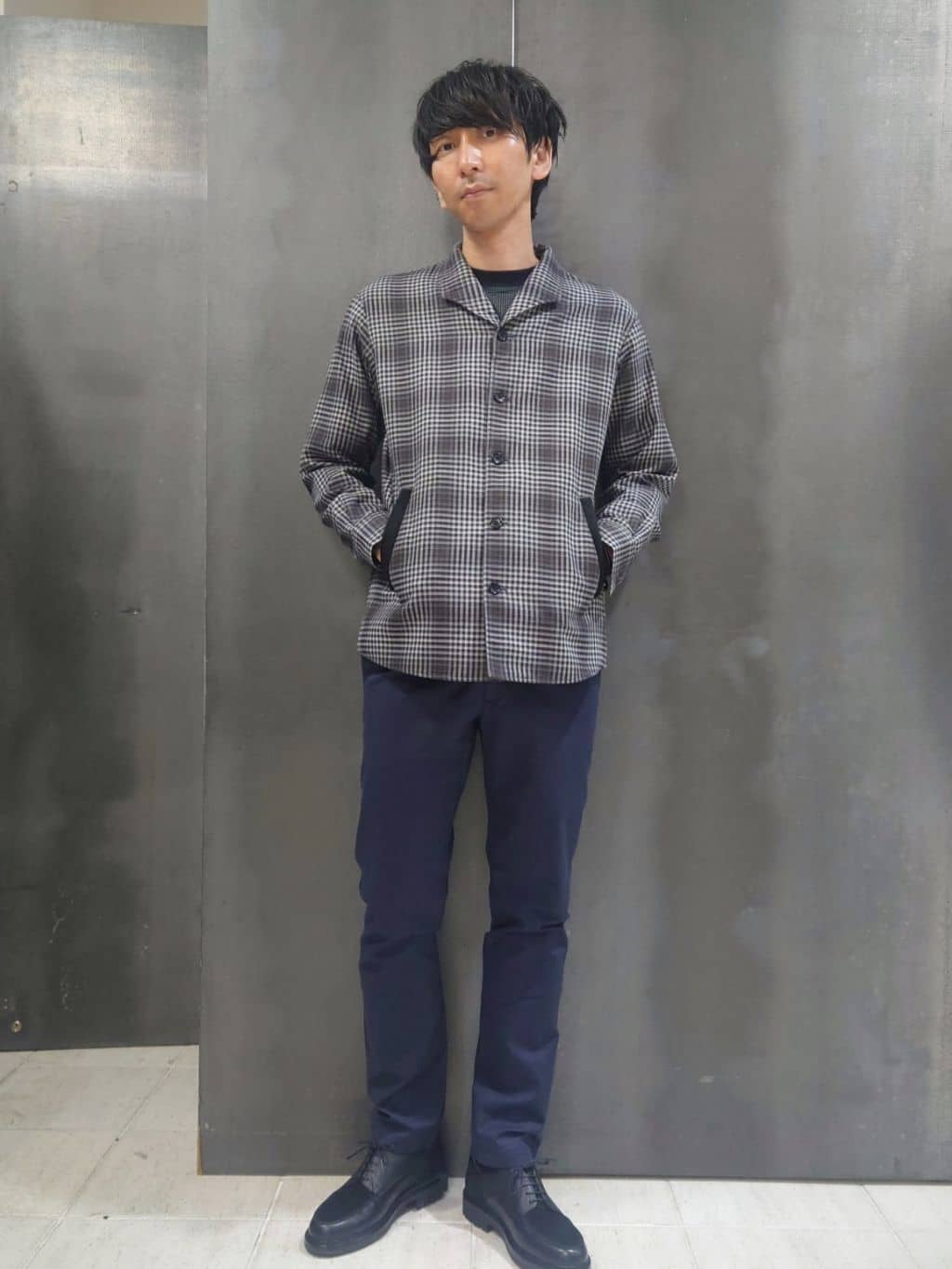kawamuさんの「TAKEO KIKUCHI｜【全7サイズ&times;8色展開！】トップマルチヘリンボン パンツ」を使ったコーディネート