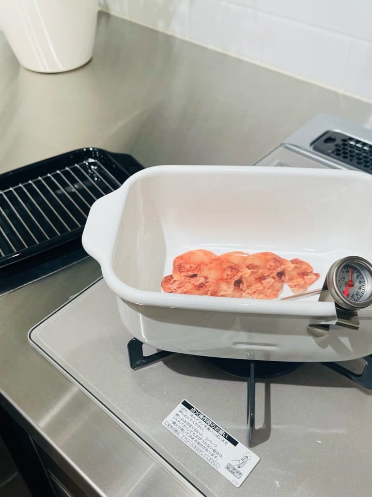 トミーさんの「212 KITCHEN STORE｜角型天ぷら鍋 WH ＜富士ホーロー＞」を使ったコーディネート
