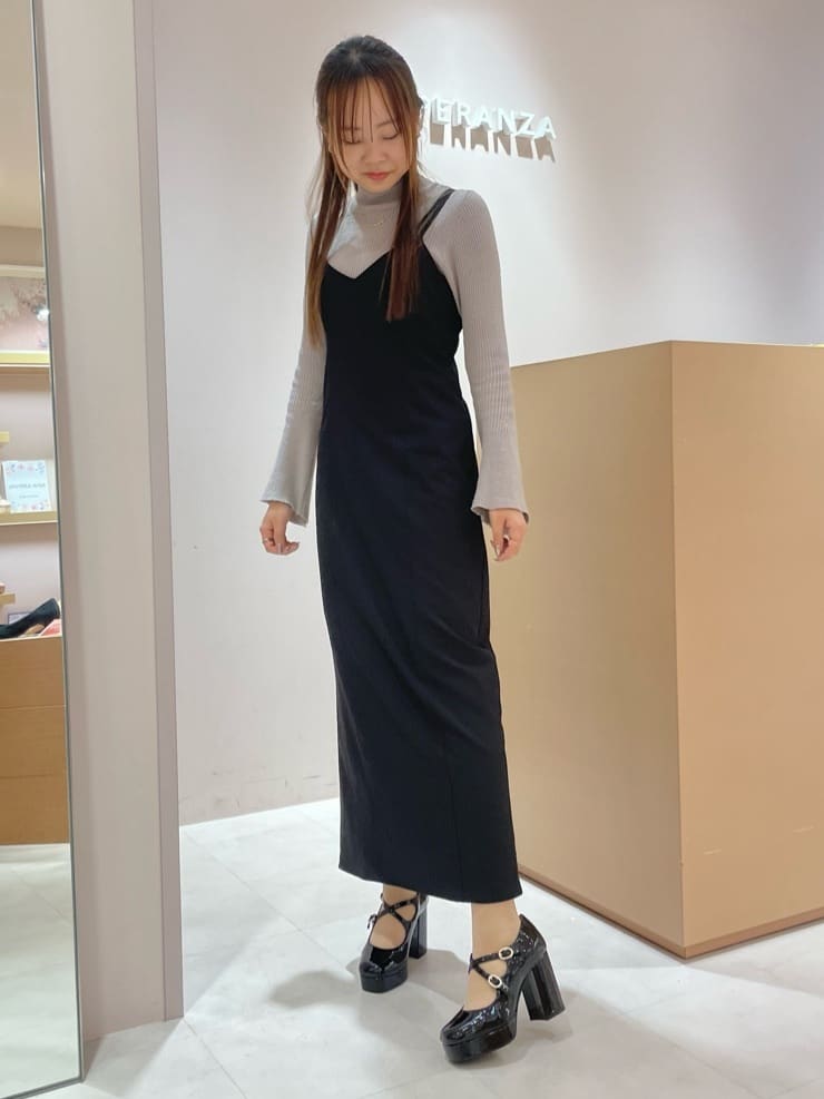 azusaさんの「ESPERANZA｜クロスダブルバックル厚底パンプス 結婚式二次会 パーティー 25SS」を使ったコーディネート