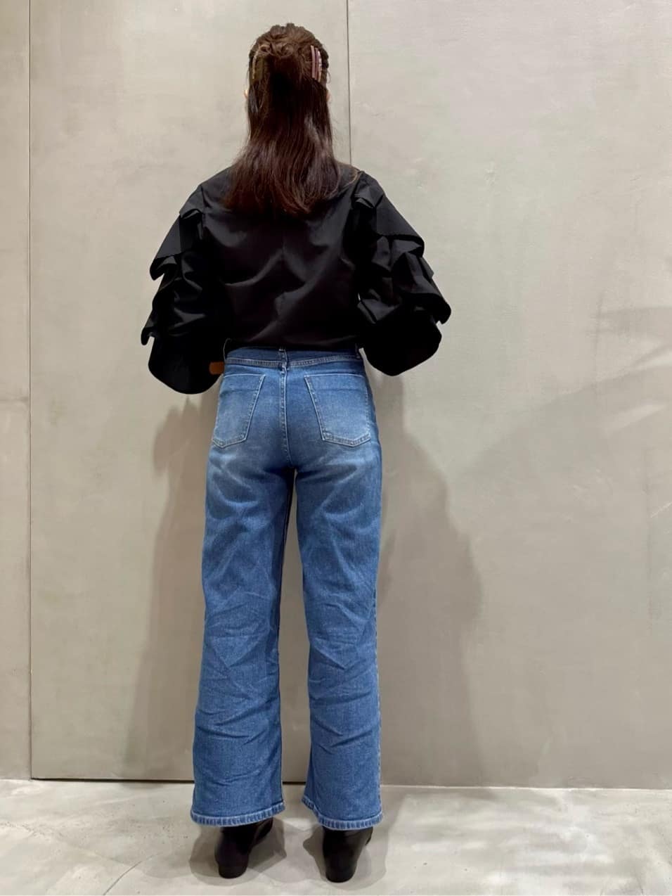 Machaさんの「OPAQUE.CLIP｜スクエアバックルワイドベルト」を使ったコーディネート
