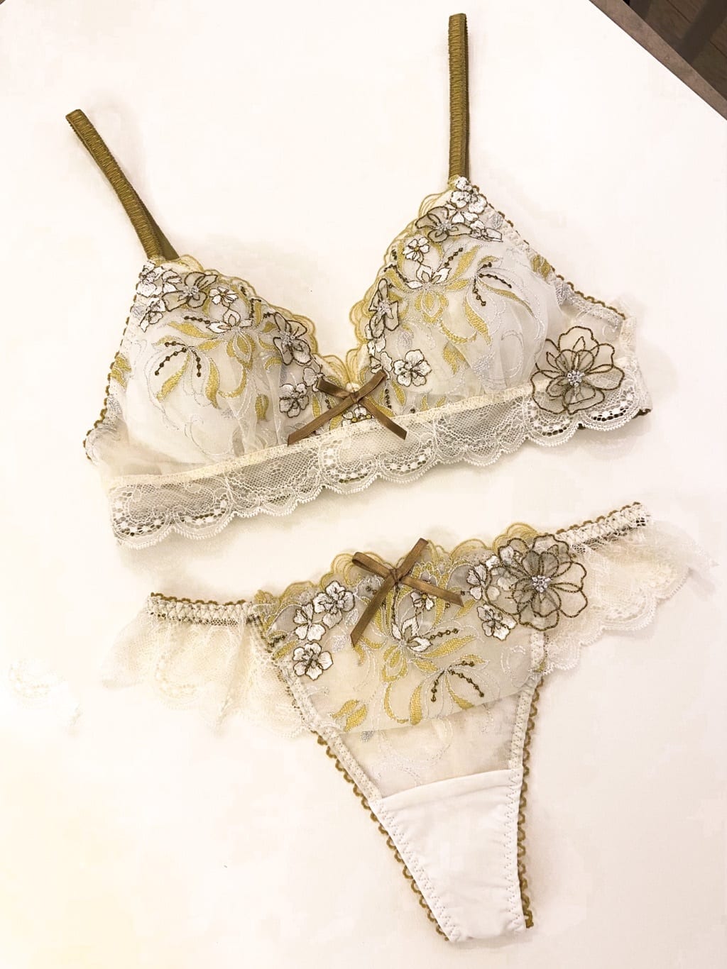 Umeさんの「Risa Magli｜フロリアーヌ ノーマルショーツ」を使ったコーディネート