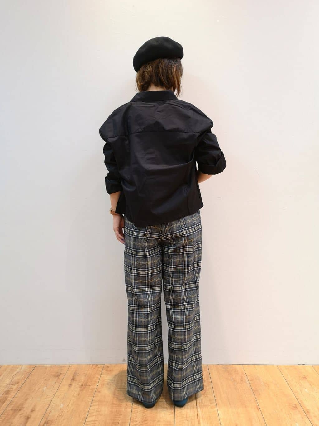 未都さんの「SHOO･LA･RUE｜」を使ったコーディネート