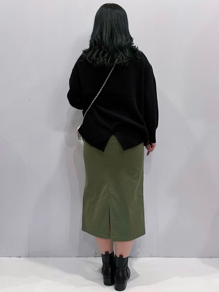 momoさんの「OPAQUE.CLIP｜オーガニックコットン混 ベイカースカート【洗濯機洗い可／ストレッチ】」を使ったコーディネート