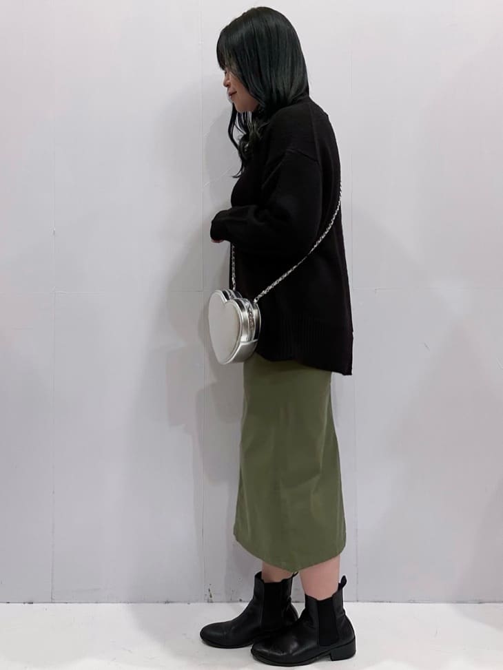 momoさんの「OPAQUE.CLIP｜オーガニックコットン混 ベイカースカート【洗濯機洗い可／ストレッチ】」を使ったコーディネート