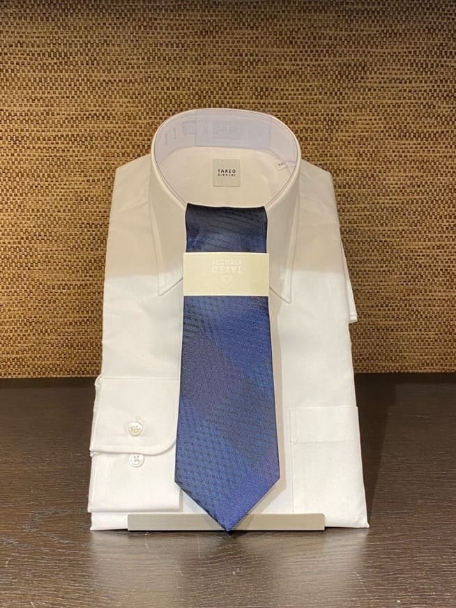 かわぴーさんの「TAKEO KIKUCHI｜【Made in JAPAN】ブロード レギュラーカラー ドレスシャツ」を使ったコーディネート