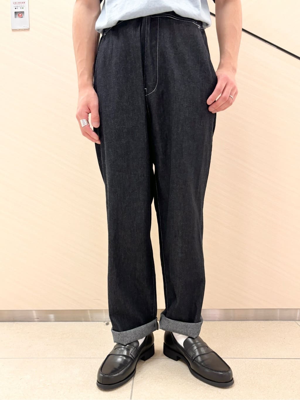 小山凌さんの「DRESSTERIOR｜【撥水加工/Safari5月号掲載】ローファー」を使ったコーディネート