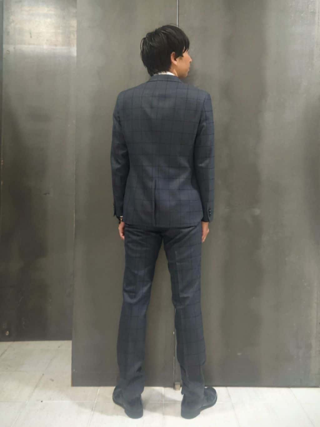 kawamuさんの「TAKEO KIKUCHI｜シャイニー ウインドウペン パンツ」を使ったコーディネート