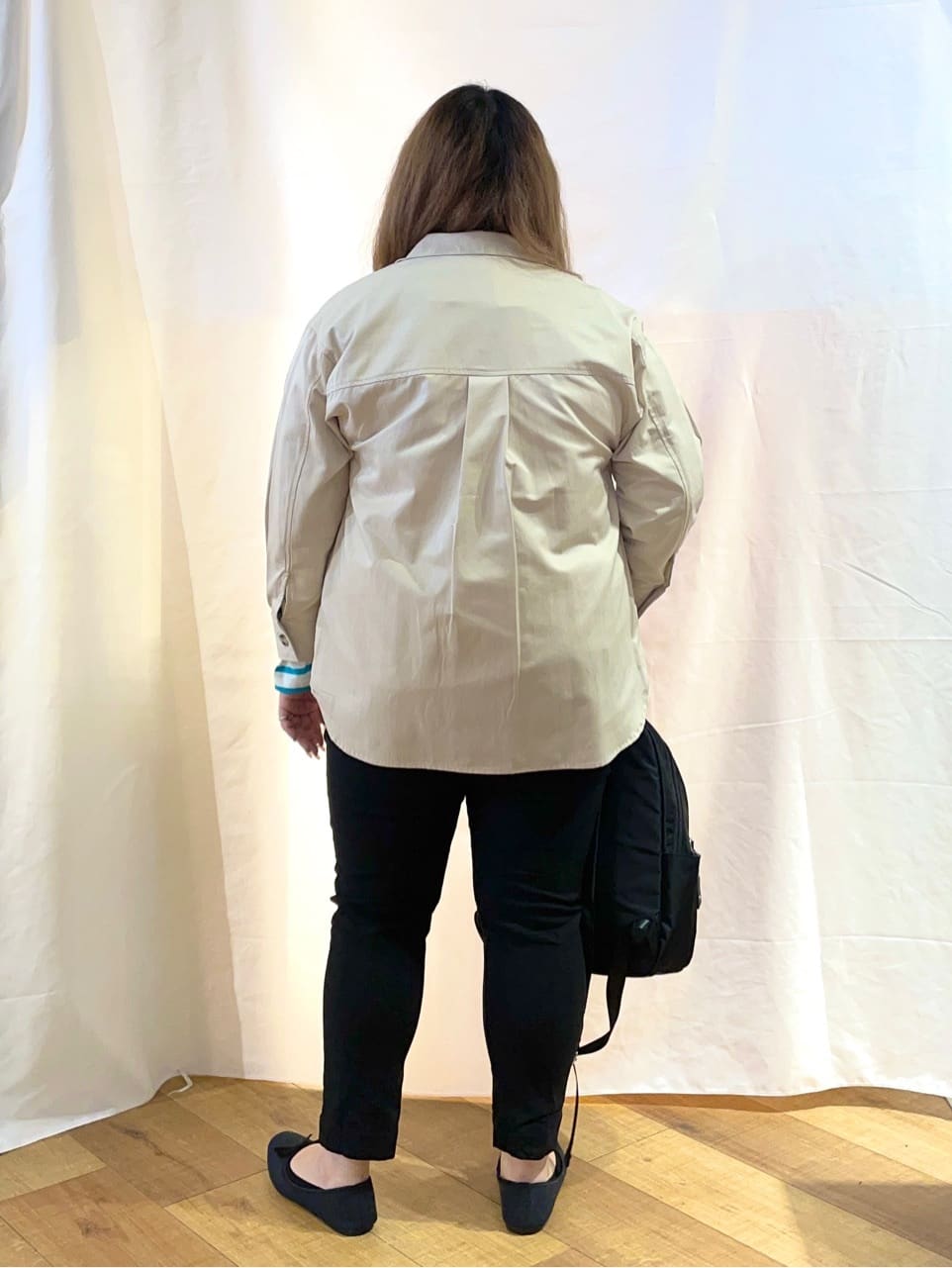Risaさんの「SHOO･LA･RUE｜【SS-3L/無理せずスリム】 ぐんぐん伸びる イージーテーパードパンツ」を使ったコーディネート