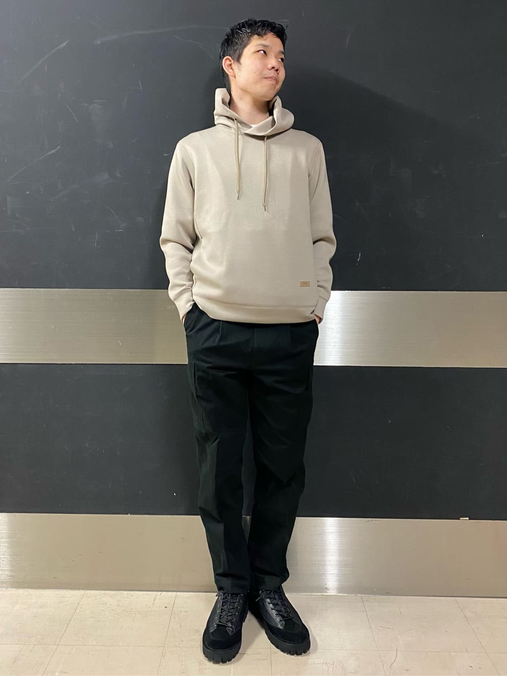 shoumaさんの「TAKEO KIKUCHI｜【Sサイズ～】エアダン プルオーバー パーカ」を使ったコーディネート