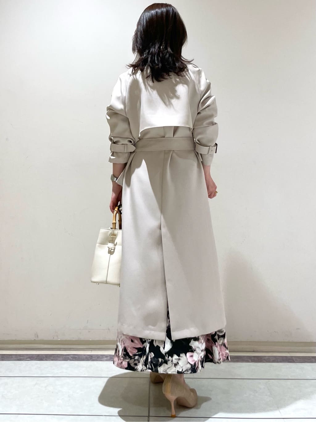 saitouさんの「COUP DE CHANCE｜【洗える】上品に華やぐラメニット」を使ったコーディネート